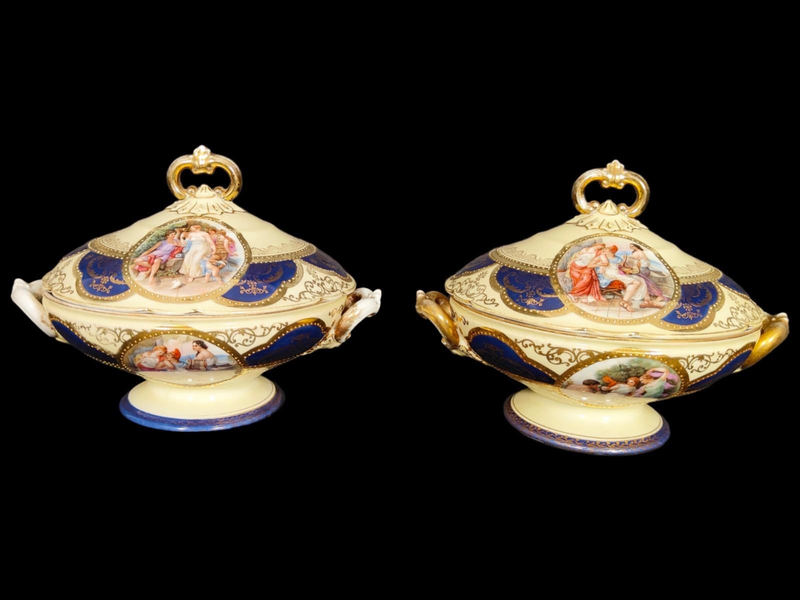 Porzellan-Tischgeschirr aus Porzellan  Service 108 Pieces 19. Jahrhundert im Angebot 4