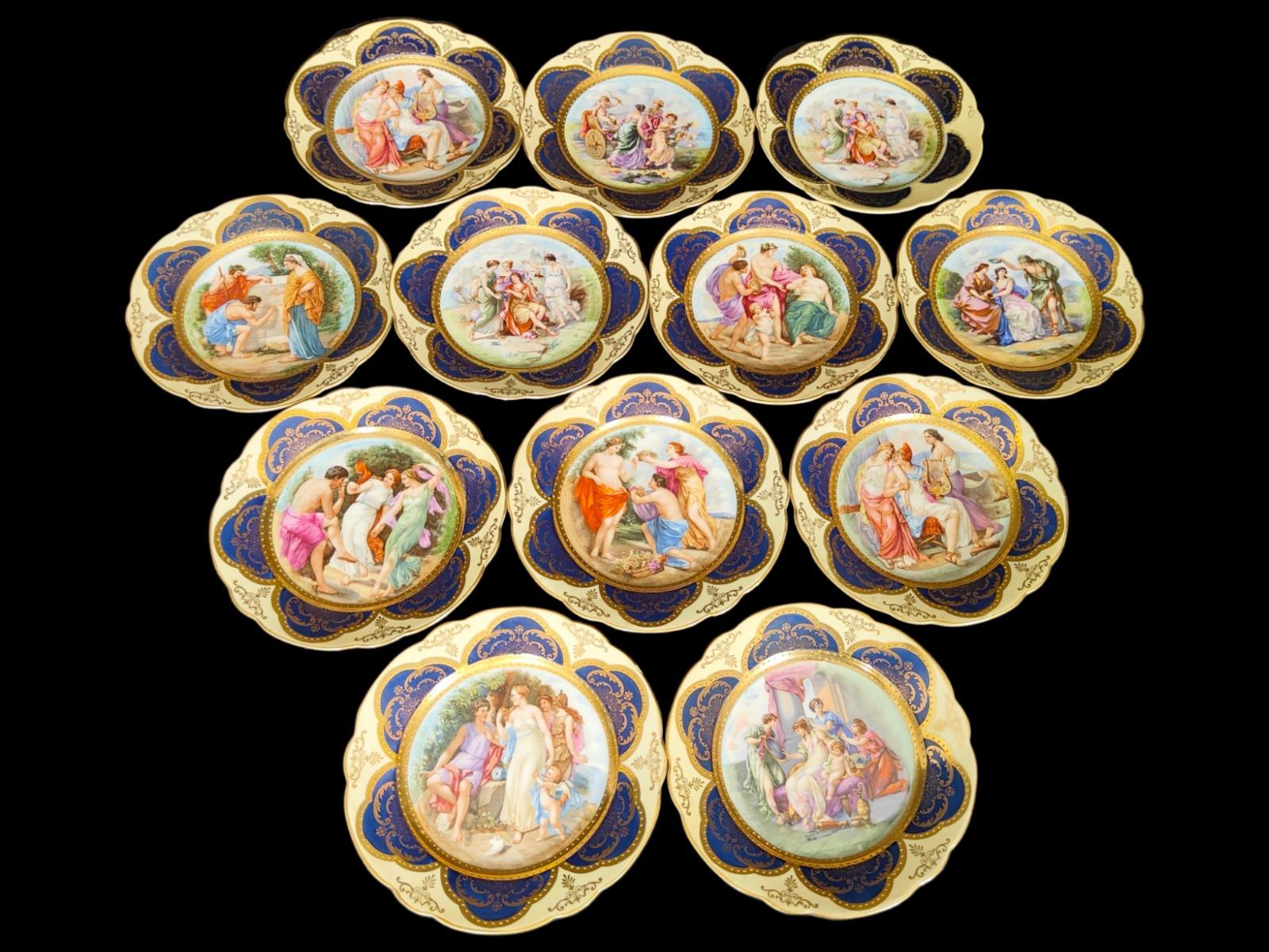 Porzellan-Tischgeschirr aus Porzellan  Service 108 Pieces 19. Jahrhundert im Angebot 4