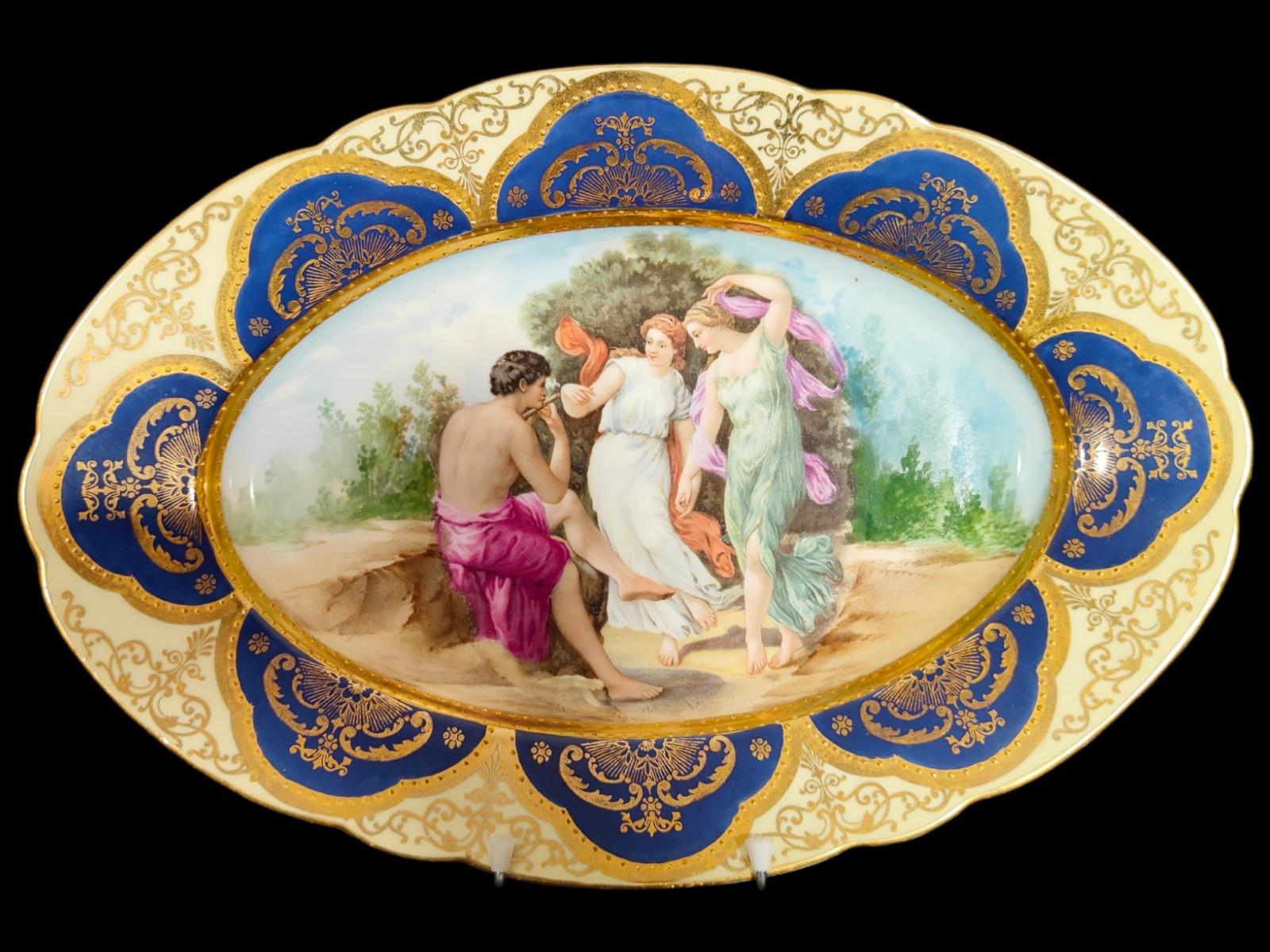 Baroque Important Porcelain Tableware  Service 108 Pieces 19th Century For Sale