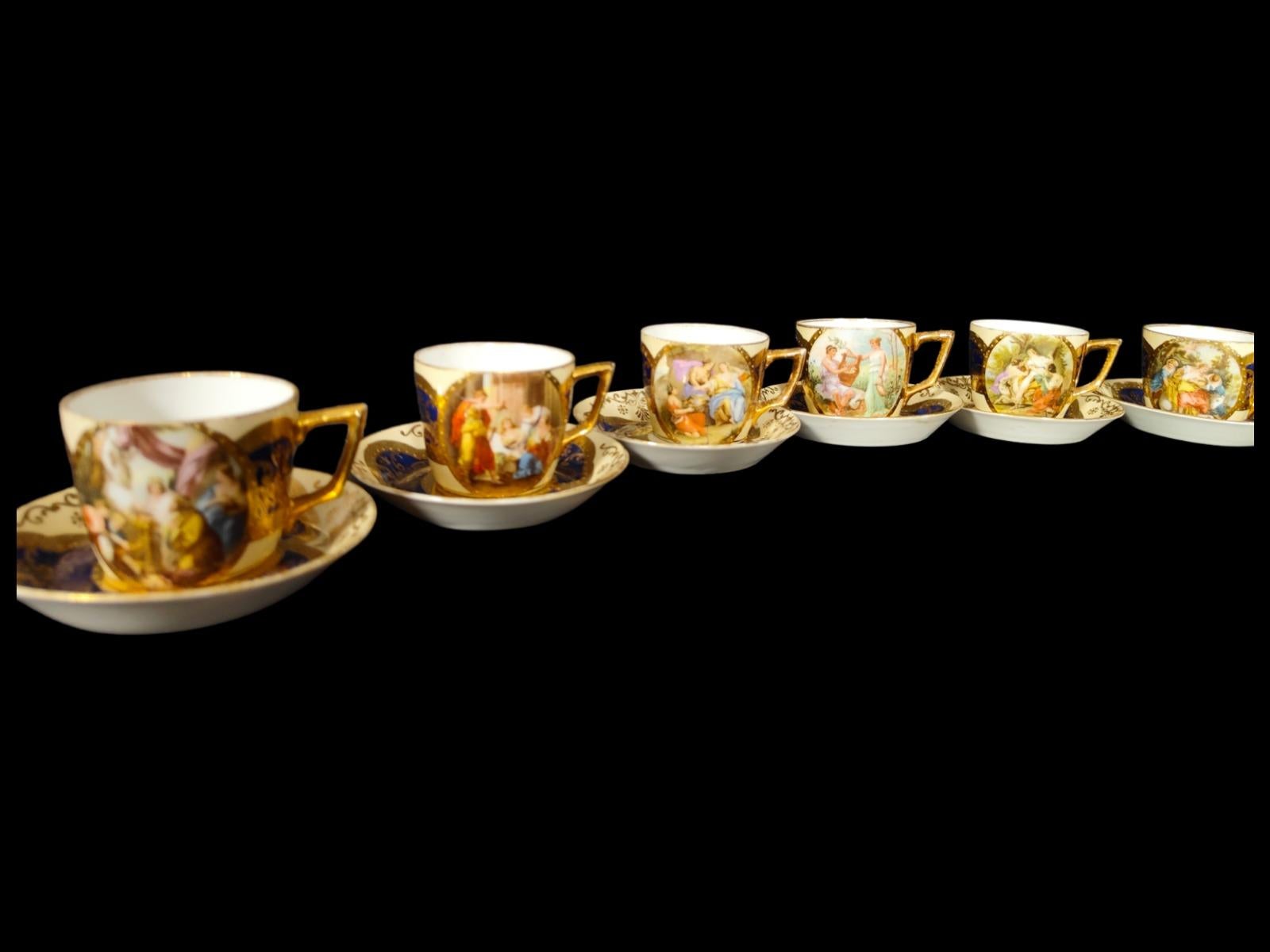 Porzellan-Tischgeschirr aus Porzellan  Service 108 Pieces 19. Jahrhundert (Europäisch) im Angebot