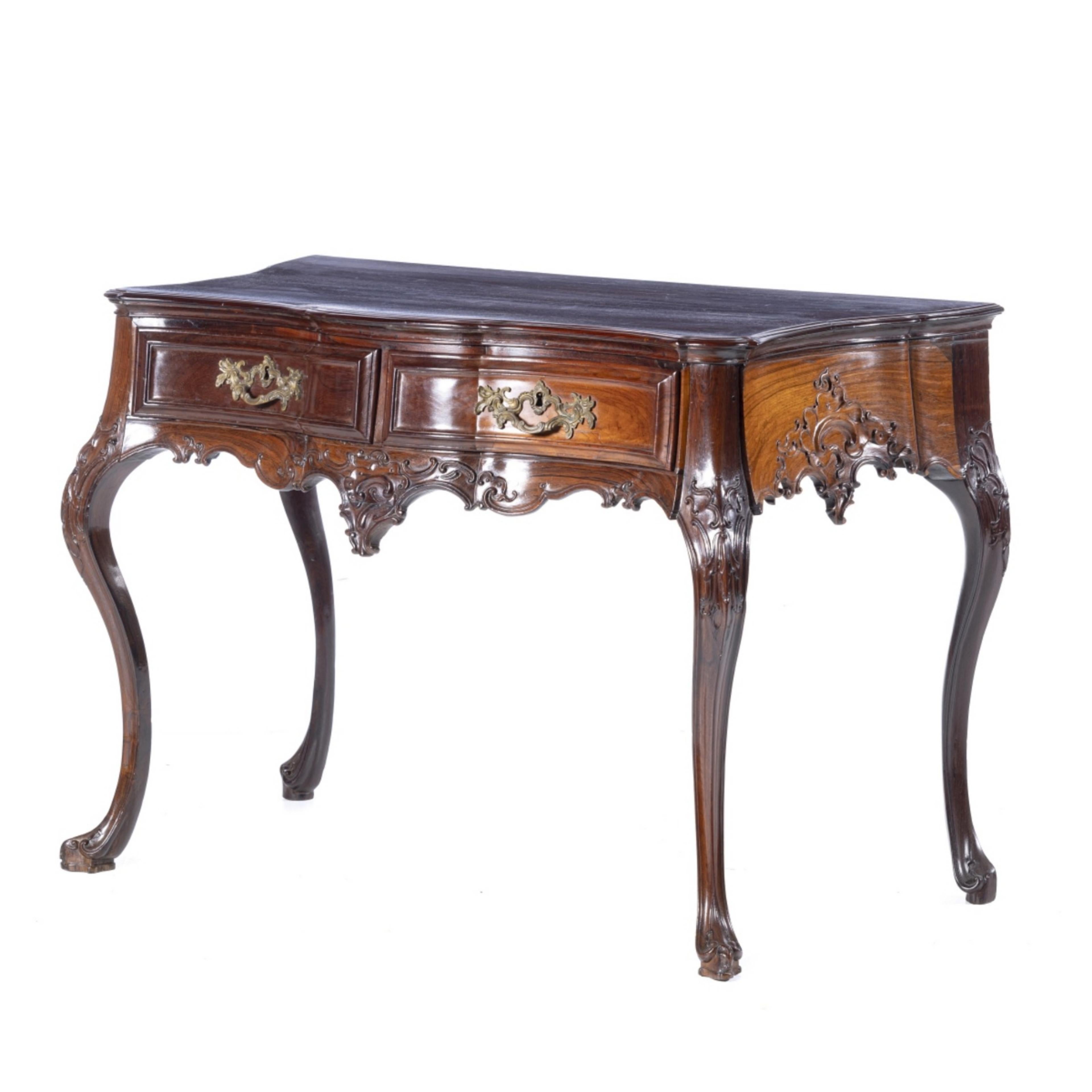 Hand-Crafted Important Portuguese Backing Table D. José 18th Century Rosewood For Sale