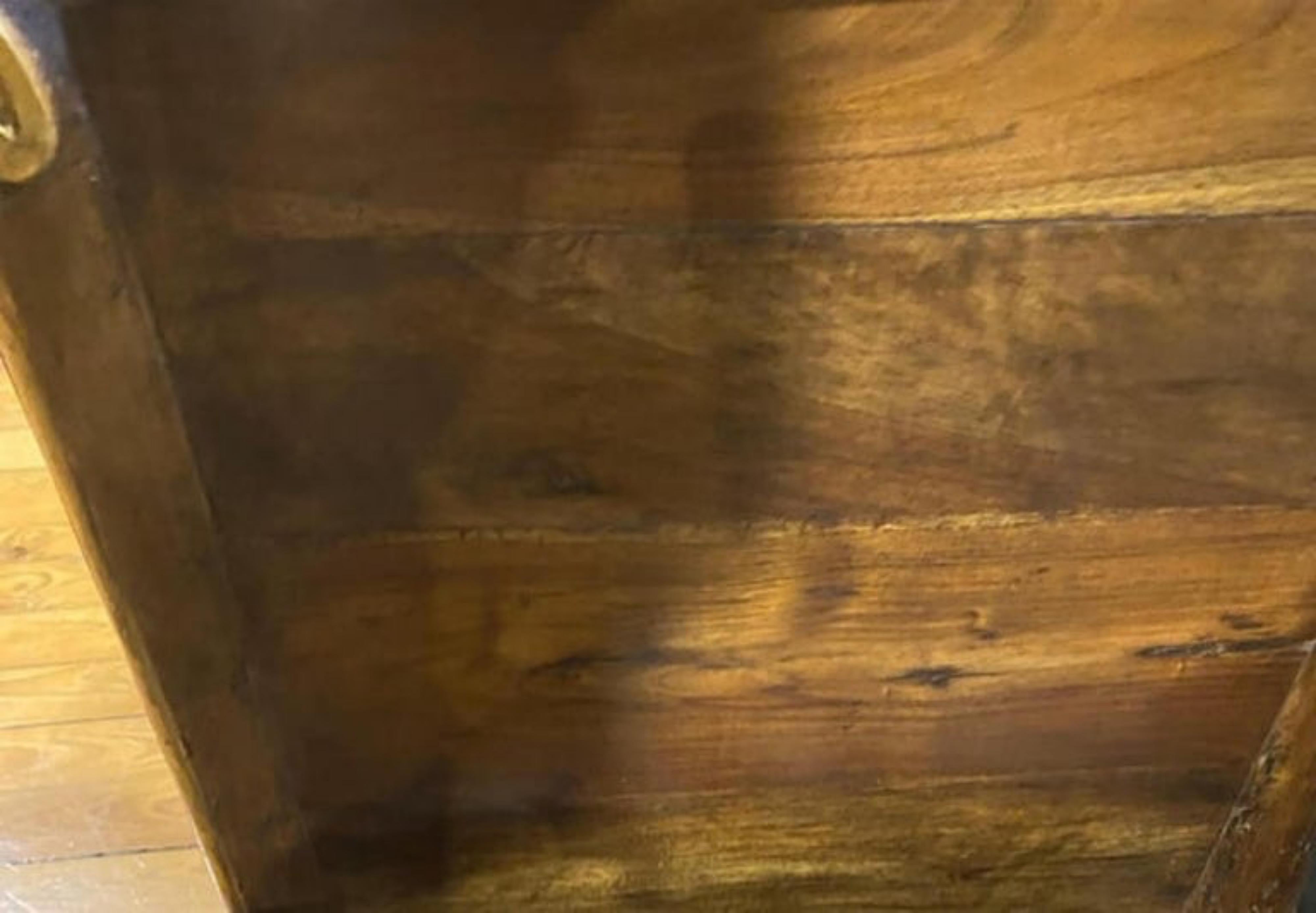 Wood Important Portuguese Dresser 18th Century For Sale