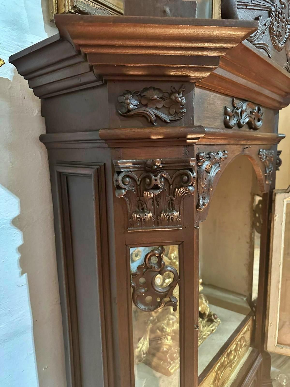 Important Portuguese Oratory from the 17th Century For Sale 7