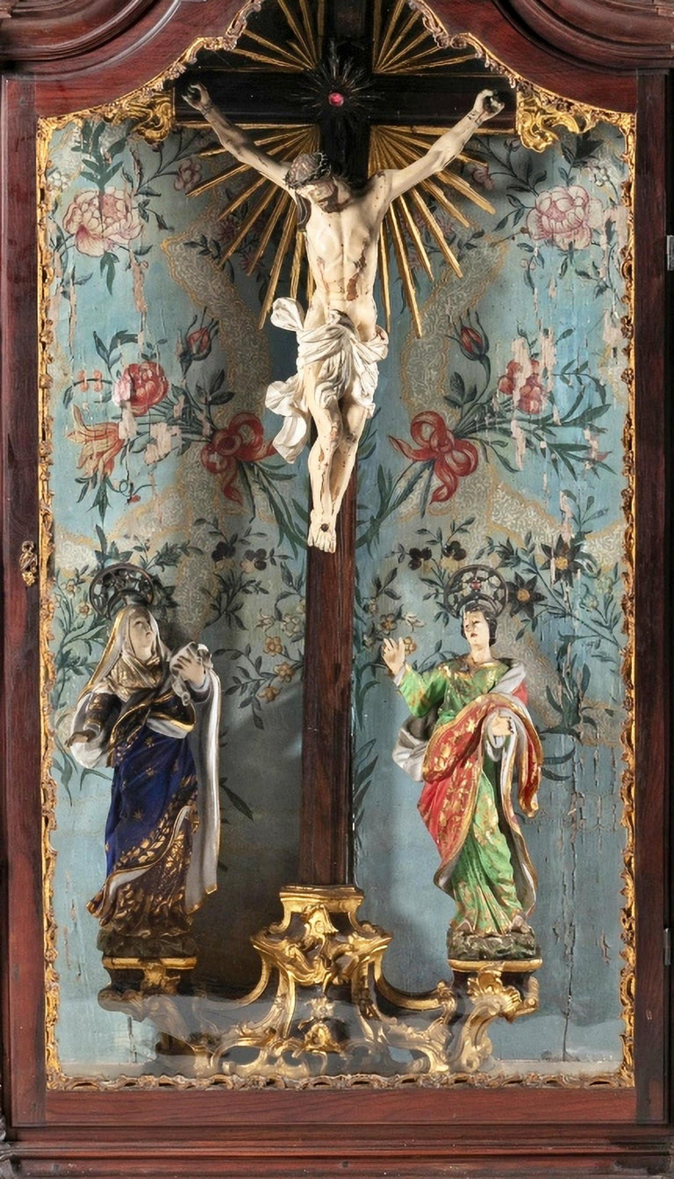 Portuguese IMPORTANT PORTUGUESE ORATORY WITH CALVARY 18th Century For Sale