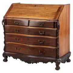 Important Portuguese Secretaire 18th Century in Carved Brazilian Rosewood