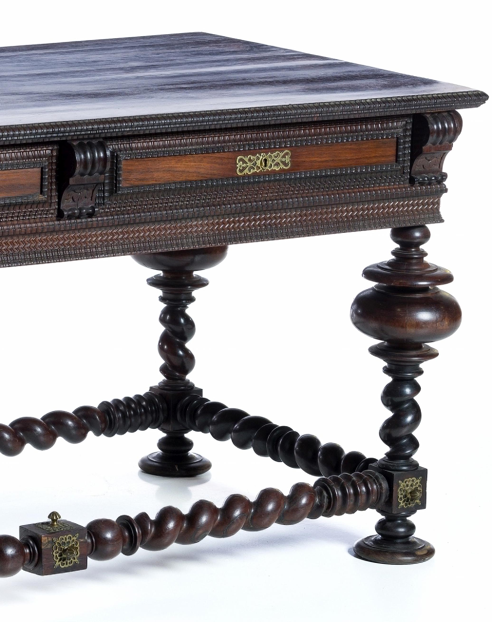 Renaissance Importante table portugaise du 19ème siècle en bois de rose en vente