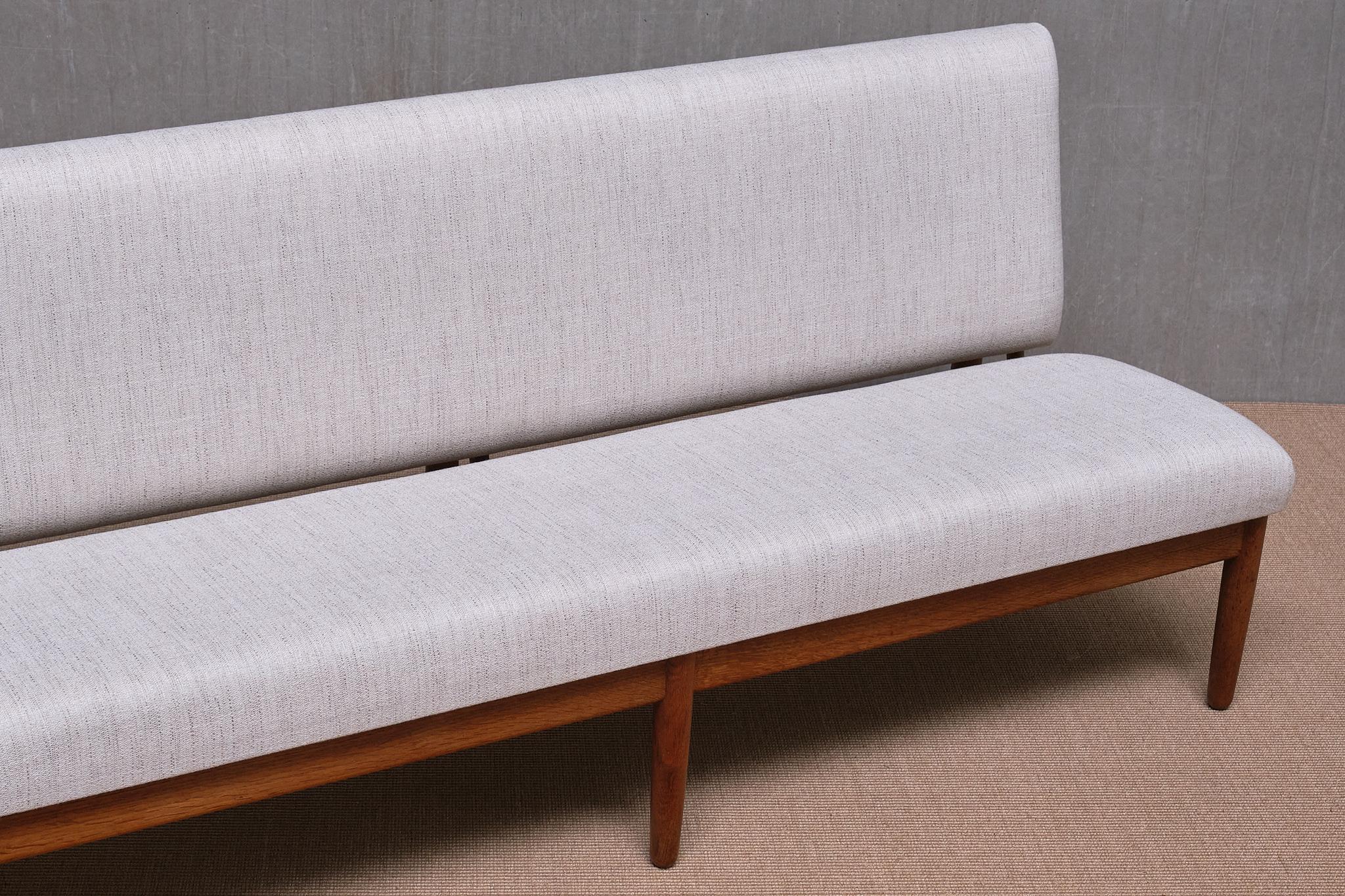 Freistehendes Poul Volther-Sofa, Schreiner Erhard Rasmussen, 1952 (Stoff) im Angebot
