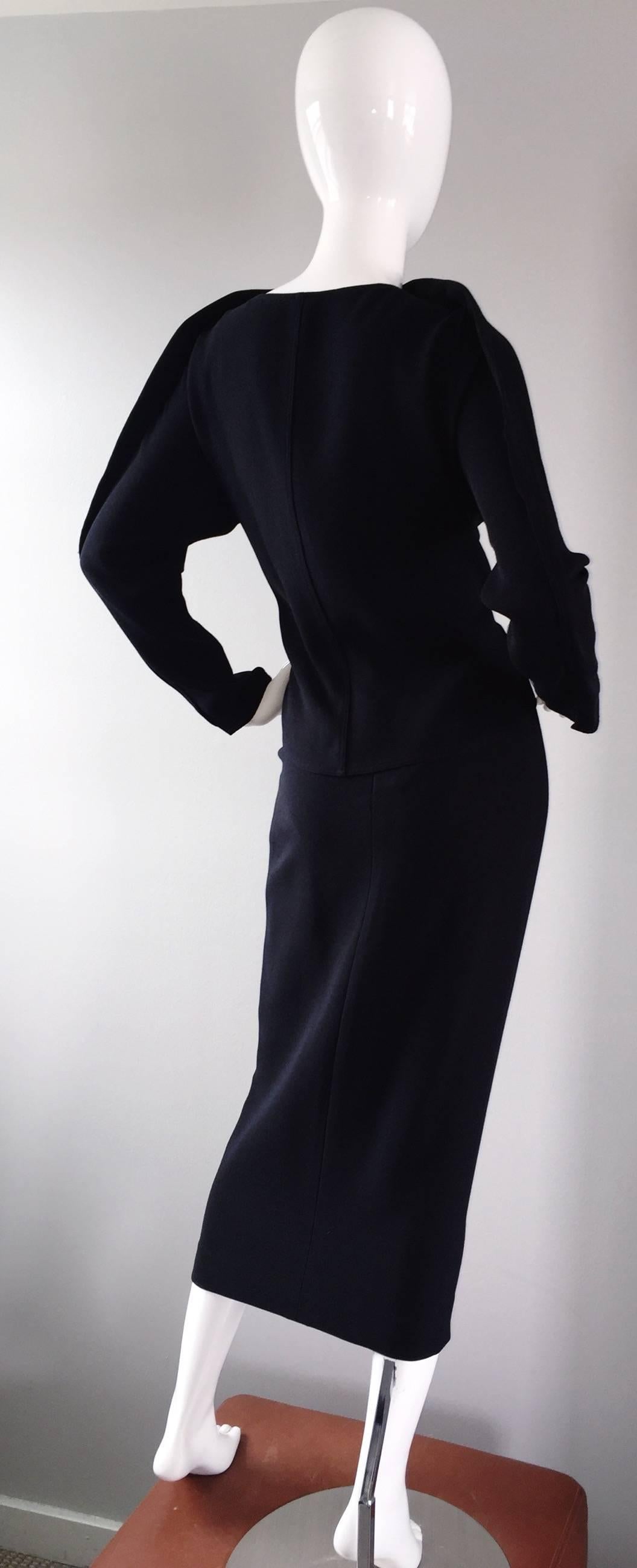 Important Rare Geoffrey Beene Minimalist Zipper Black Dress Set / Top & Skirt en vente 3