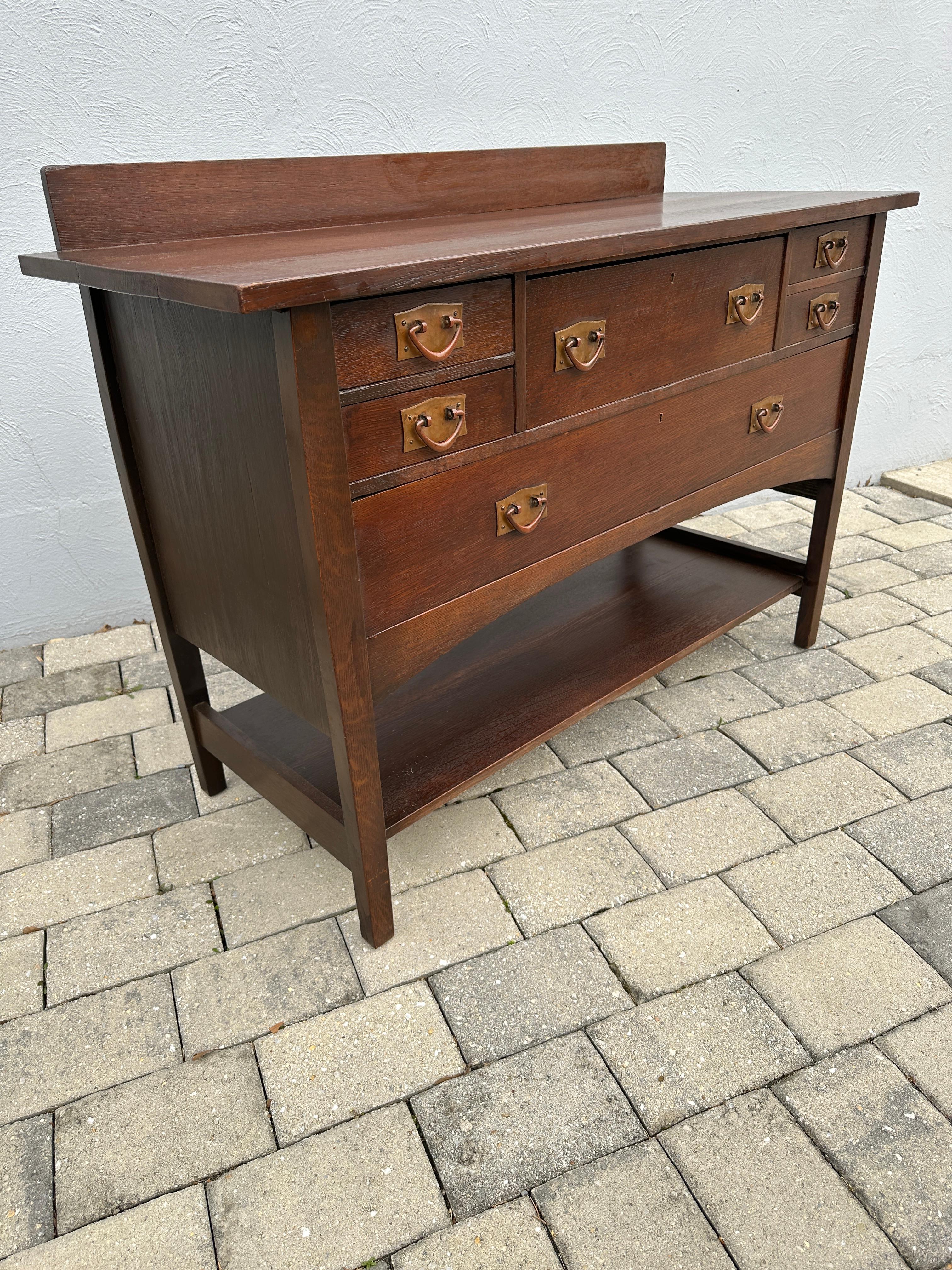 Américain Important rare buffet Gustav Stickley (Harvey Ellis Design) modèle n° 800 W2443 en vente