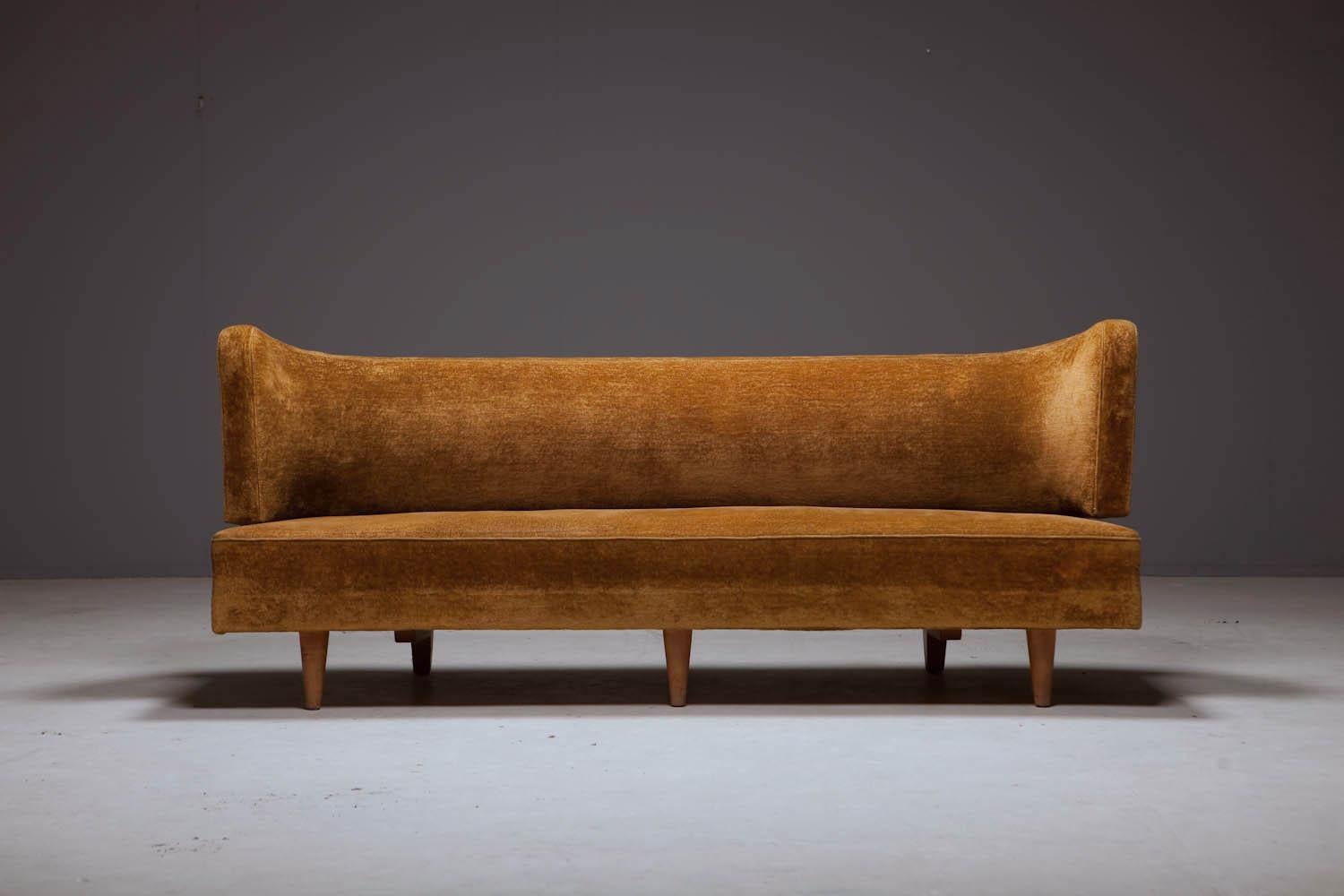Very important unique museum quality Theo Ruth sofa.
There is only one-piece on this planet and it was designed by Theo Ruth for Artifort Maastricht. This sofa was specially designed for the 1950 ‘Furniture and Art Fair’ booth for Artifort in