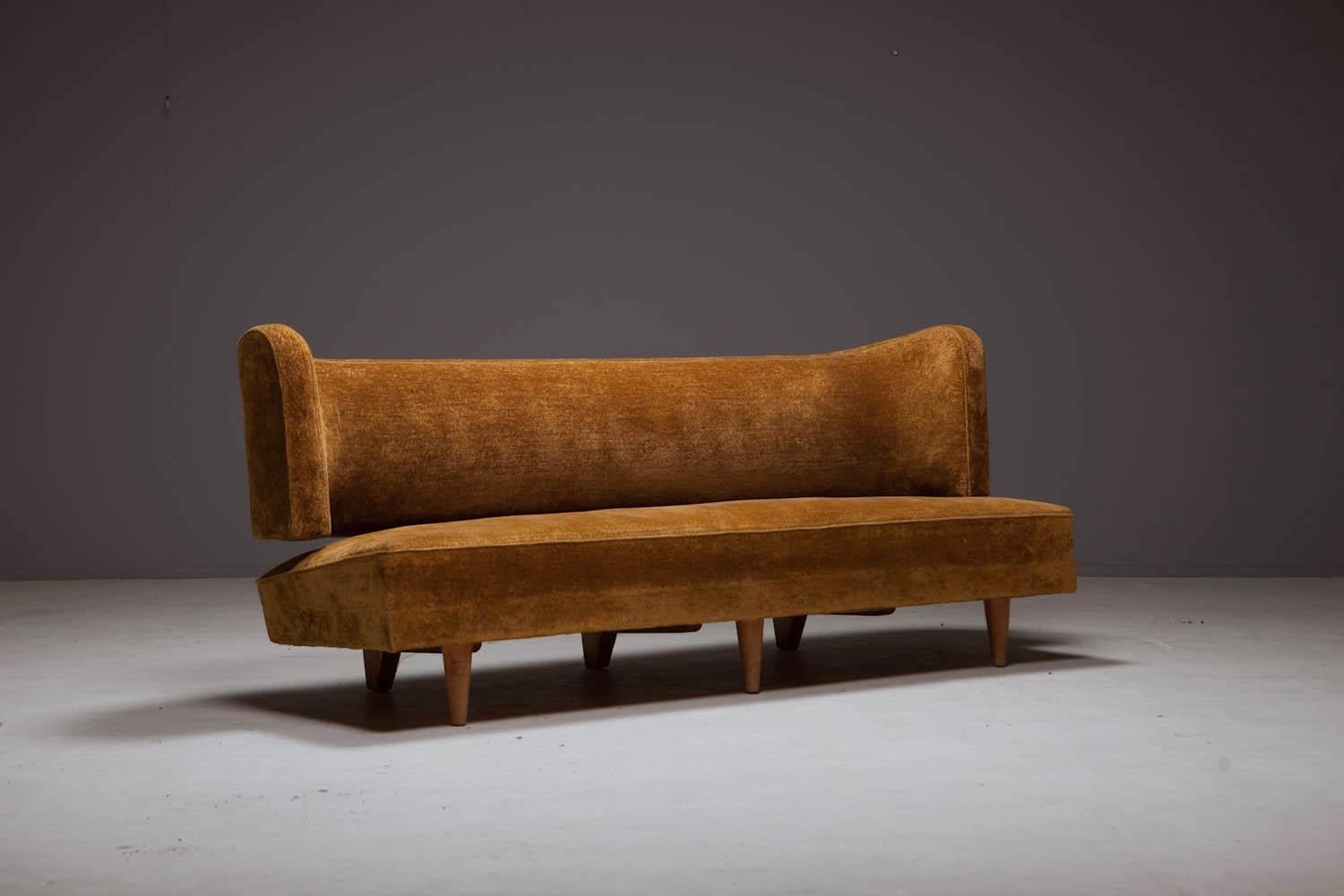 Important Rare Sofa Designed by Theo Ruth for Artifort Maastricht, 1949 In Good Condition For Sale In Winterswijk, NL