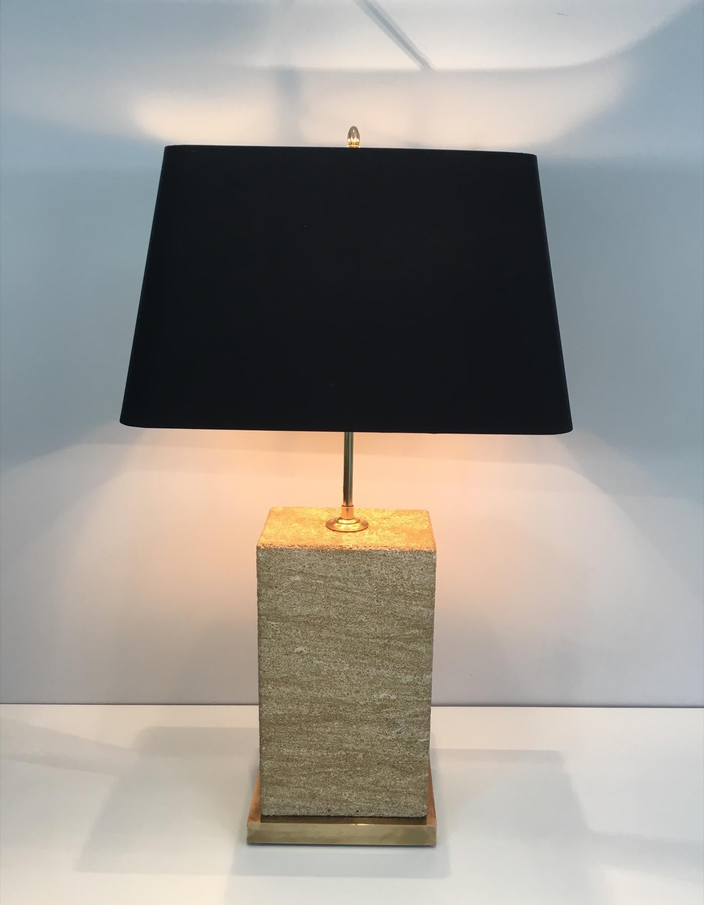 Importante Lámpara de Mesa Ajustable de Piedra Reconstituida y Latón Francesa, circa 1970 en venta 12