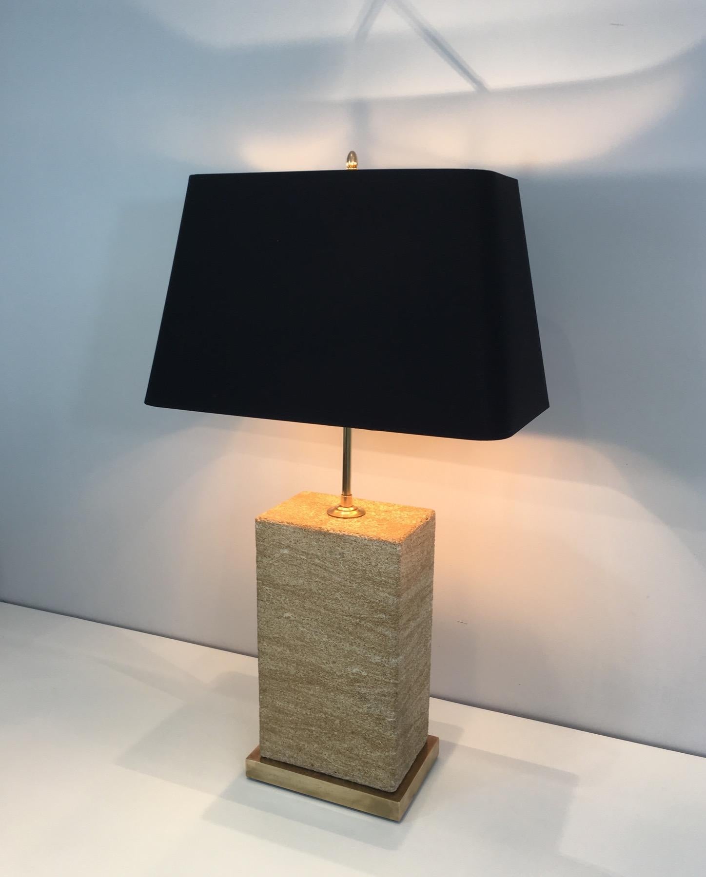 Importante Lámpara de Mesa Ajustable de Piedra Reconstituida y Latón Francesa, circa 1970 en venta 13