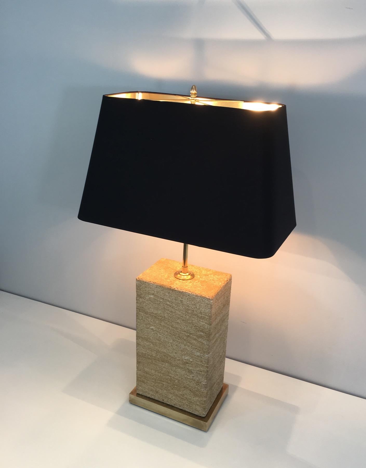 Importante Lámpara de Mesa Ajustable de Piedra Reconstituida y Latón Francesa, circa 1970 en venta 14