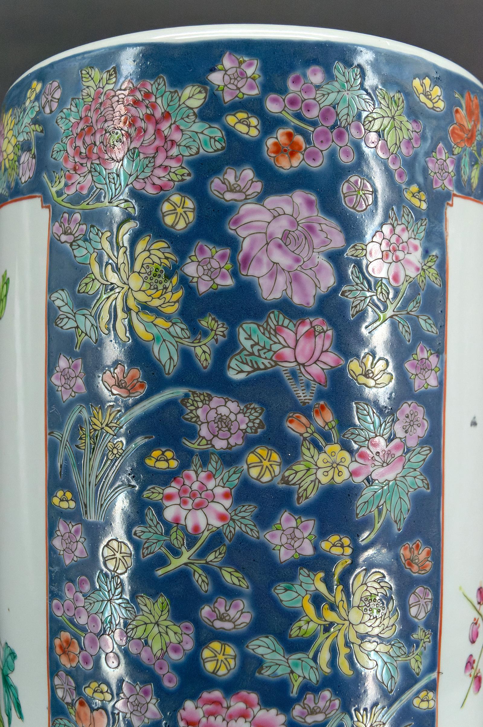 Important vase à roulettes, porte-parapluie/canne, Chine, Quing, début du 20e siècle en vente 6