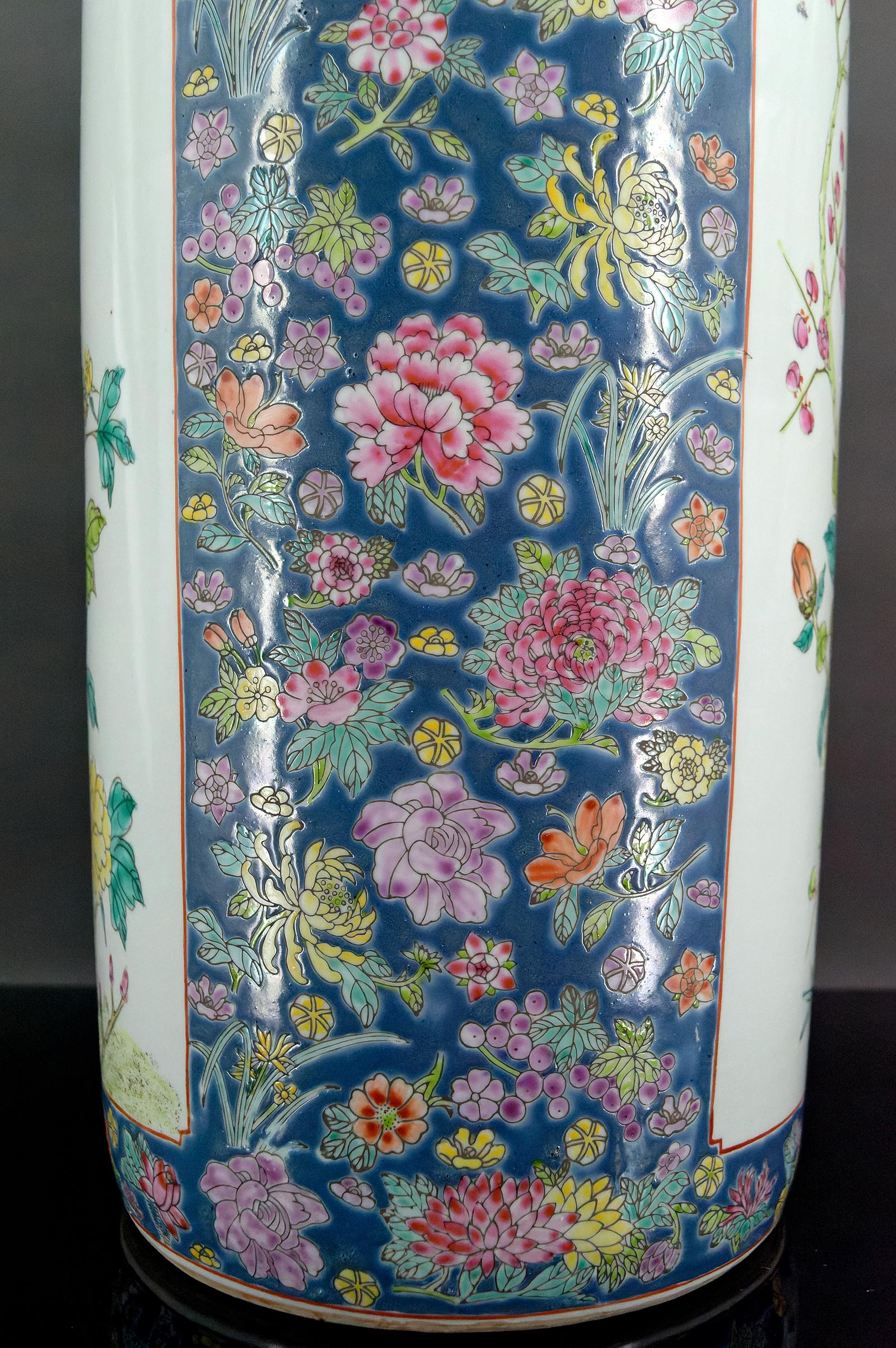 Important roller vase, umbrella/cane holder, China, Quing, Early 20th century For Sale 8