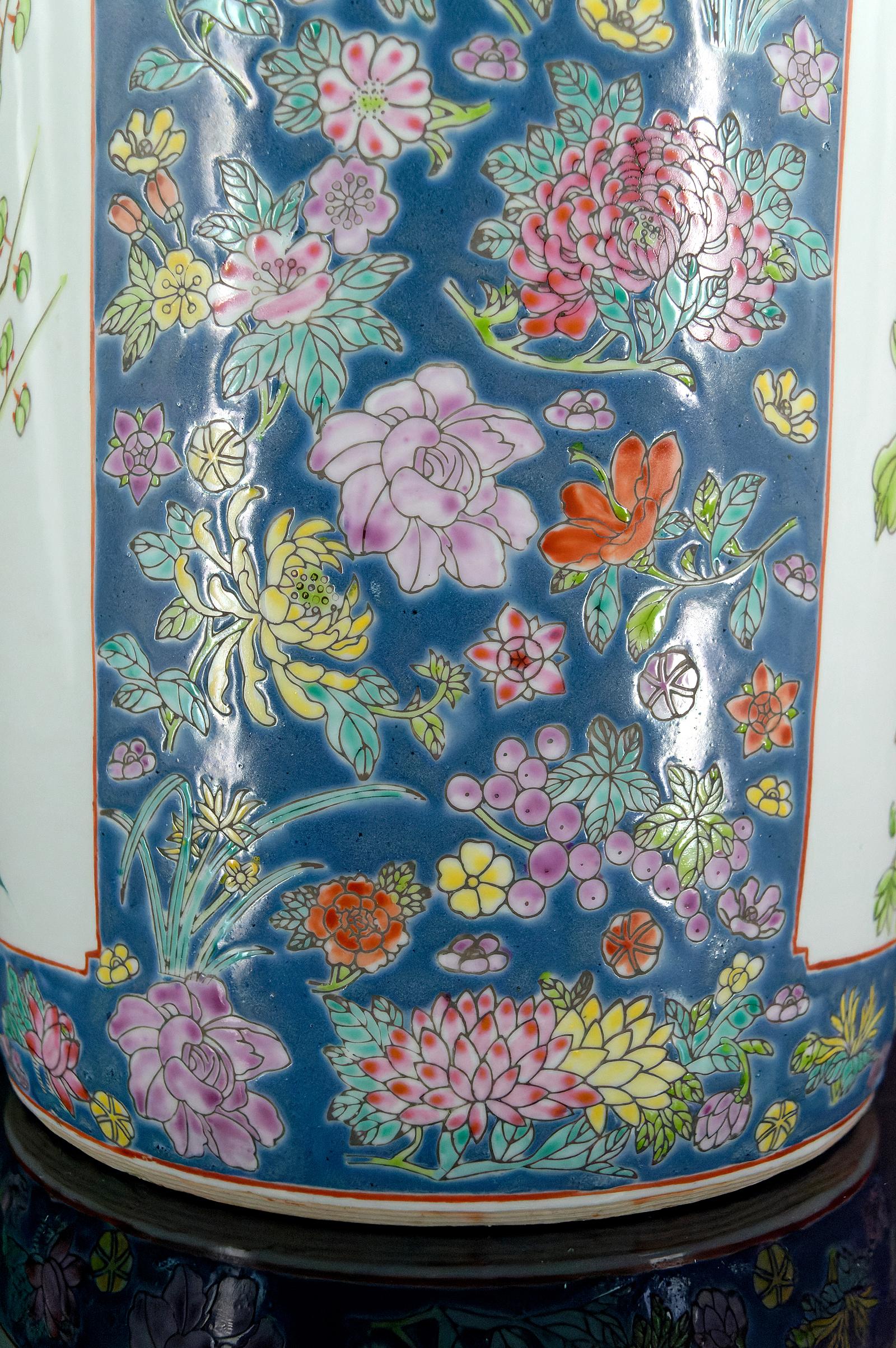 Important roller vase, umbrella/cane holder, China, Quing, Early 20th century For Sale 11