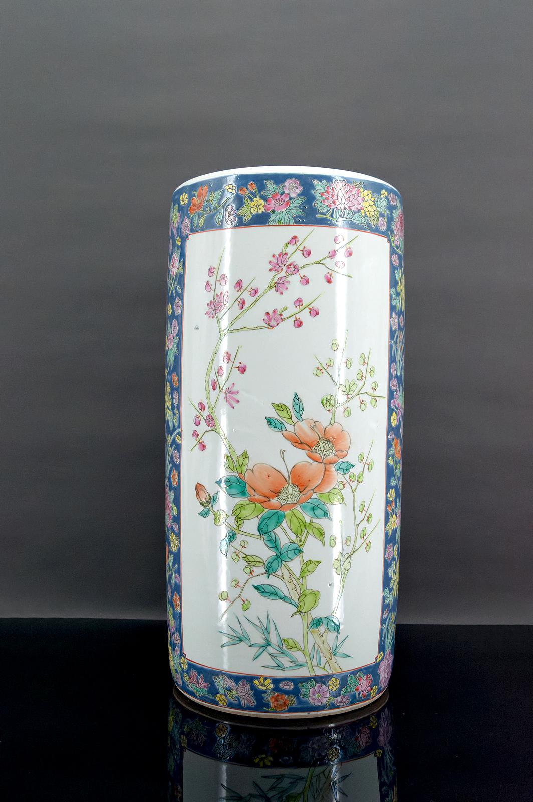 Important vase à roulettes, porte-parapluie/canne, Chine, Quing, début du 20e siècle Excellent état - En vente à VÉZELAY, FR
