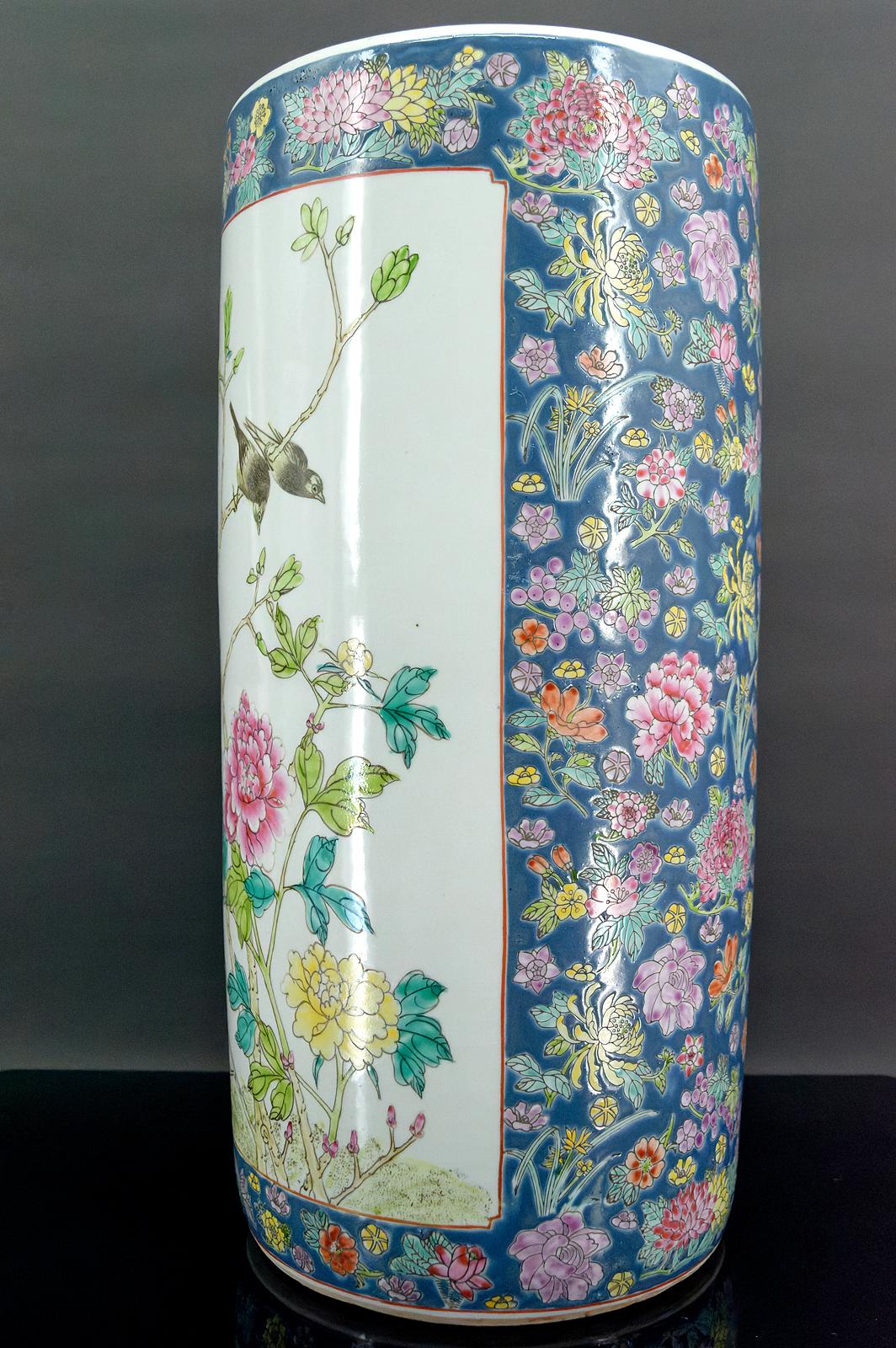 Important vase à roulettes, porte-parapluie/canne, Chine, Quing, début du 20e siècle en vente 1