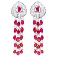 Important Boucles d'oreilles chandelier en rubis et diamants 19 carats or 18K