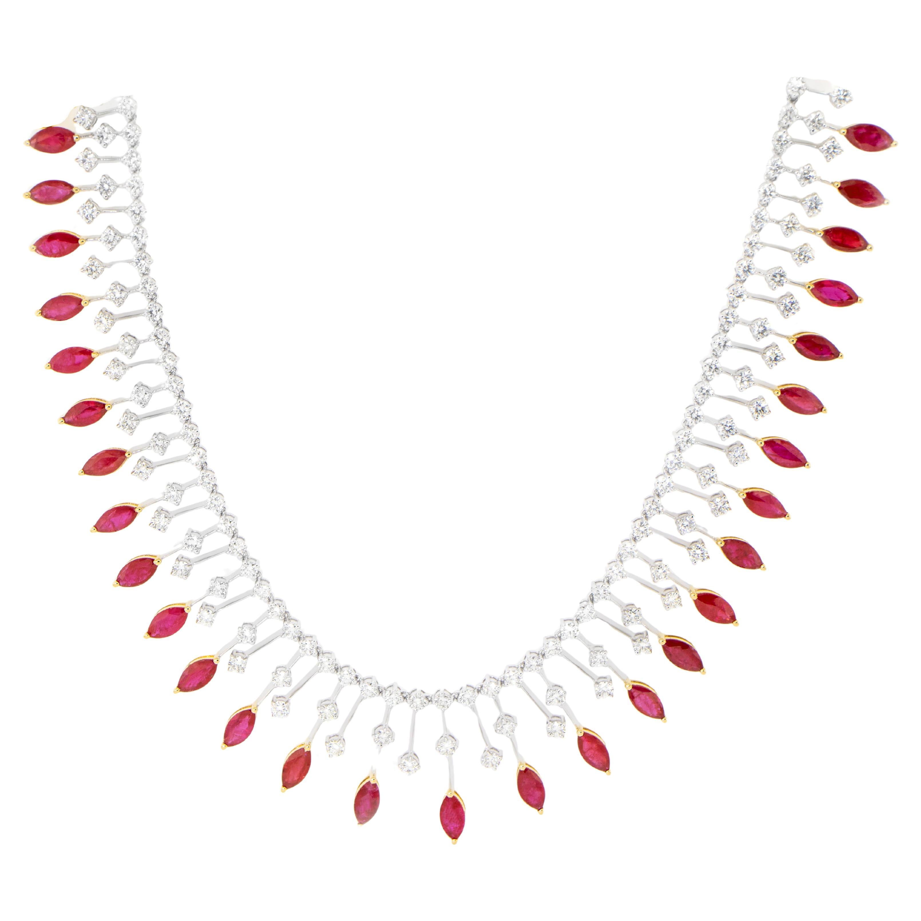 Important Ruby and Diamond Necklace 18.9 Carats 18K Gold