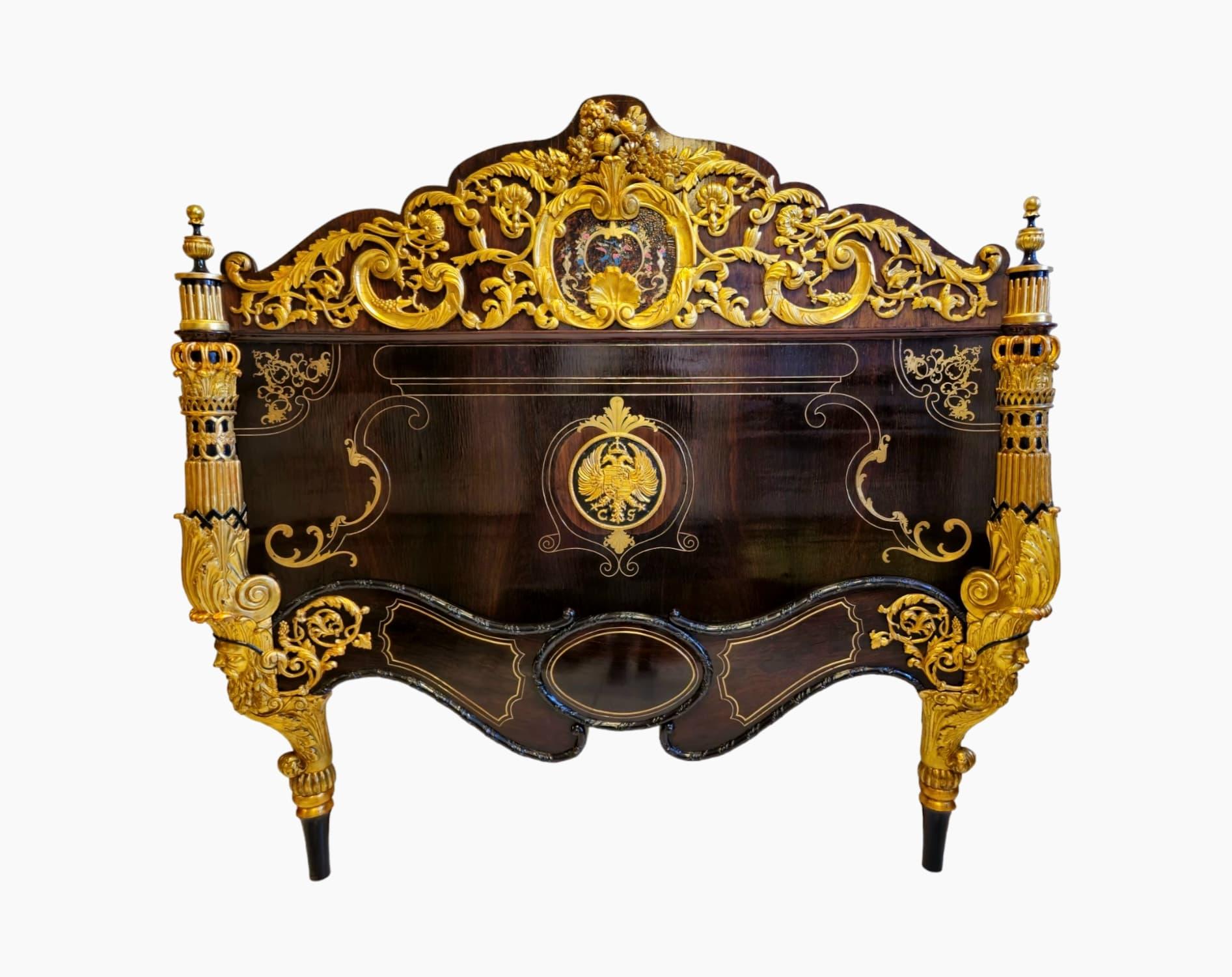Important Russian Beds From the 19th Century For Sale 9