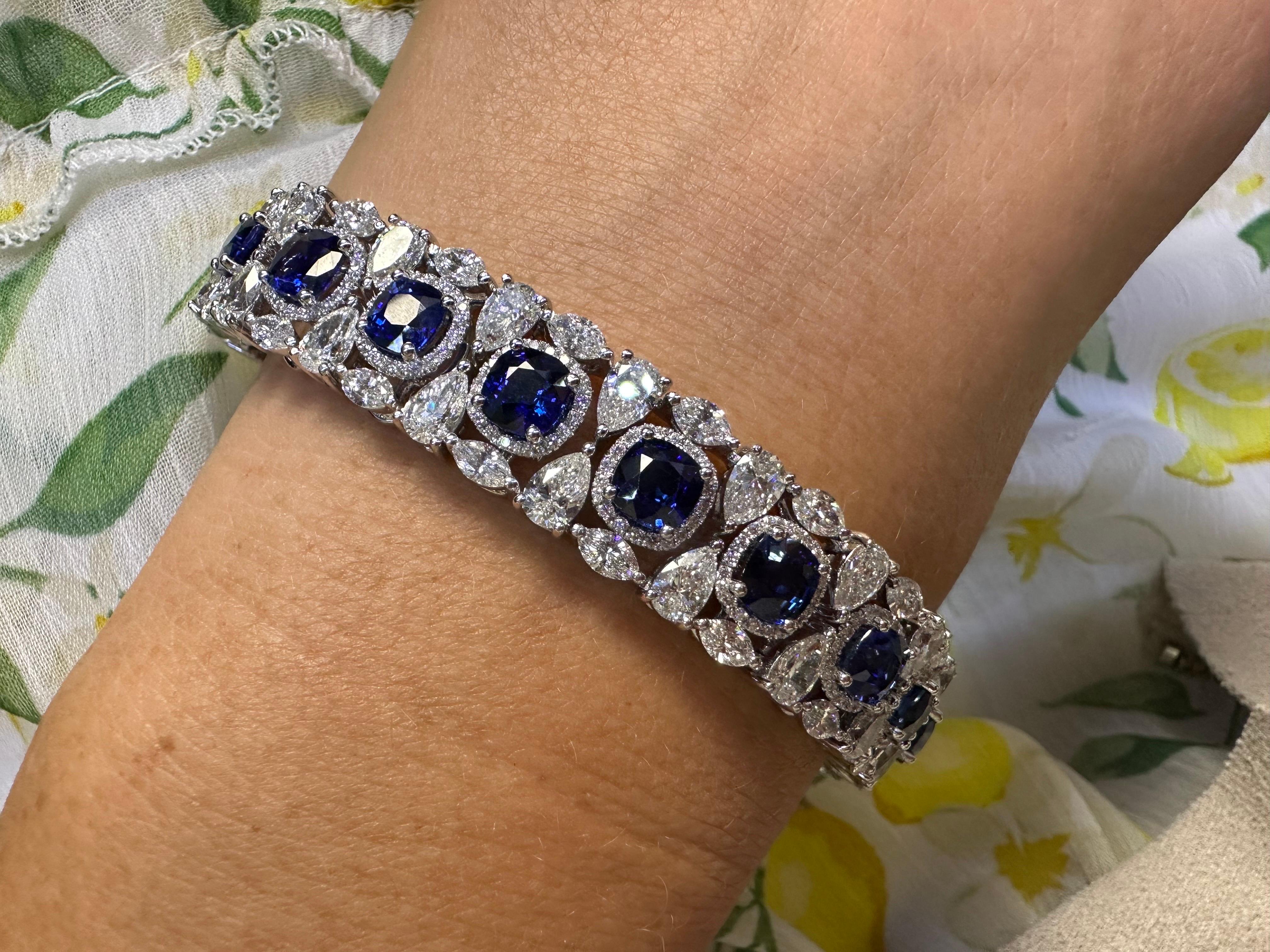 Important Sapphire & Diamond bracelet in 18KT white gold RARE  For Sale 3