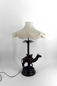 Important Sculptural Orientalist Lamp in Bronze, "Camel and Palm Tree"