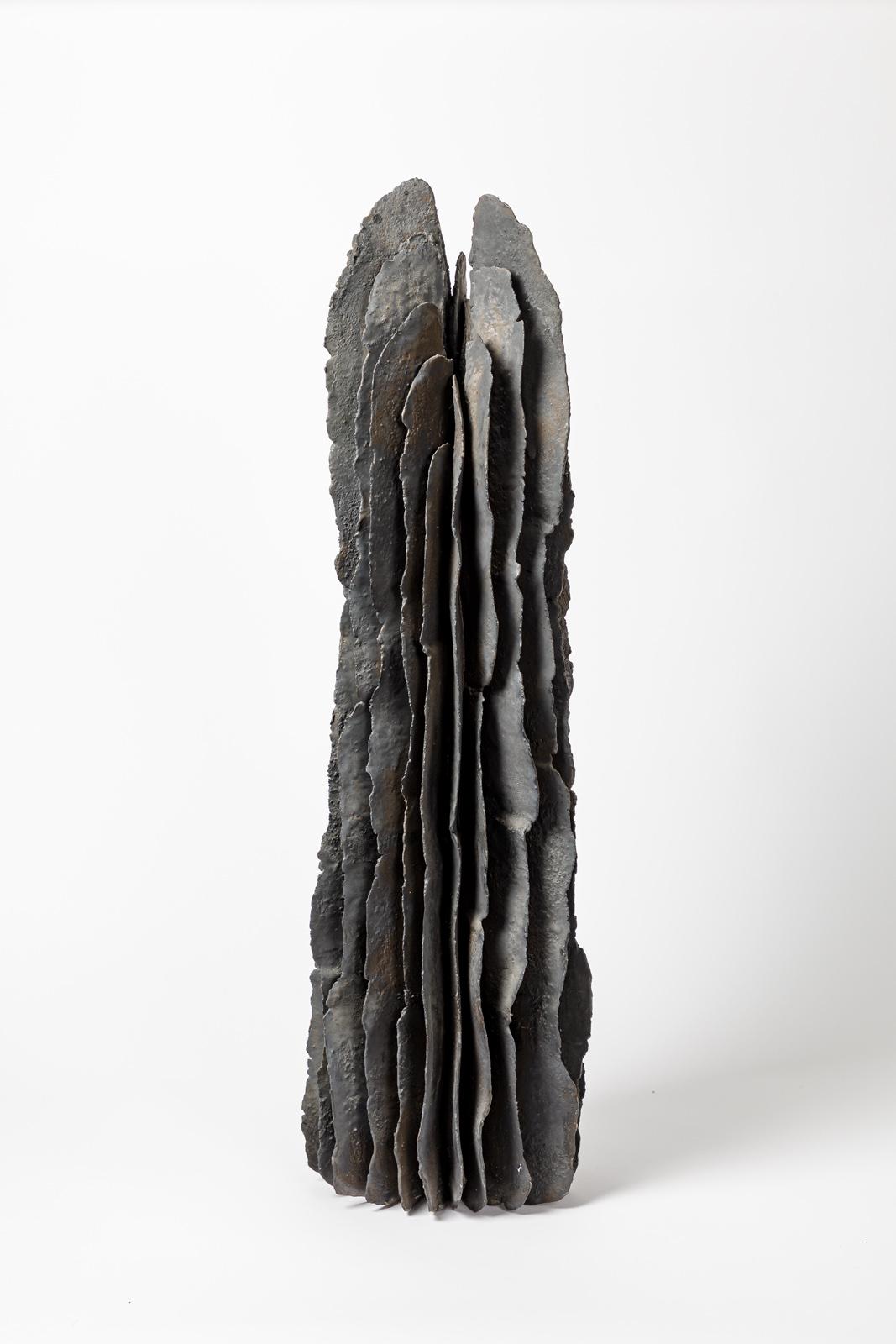 Français Importante sculpture en grès émaillé noir, Jean-Pierre Bonardot, 2022 en vente