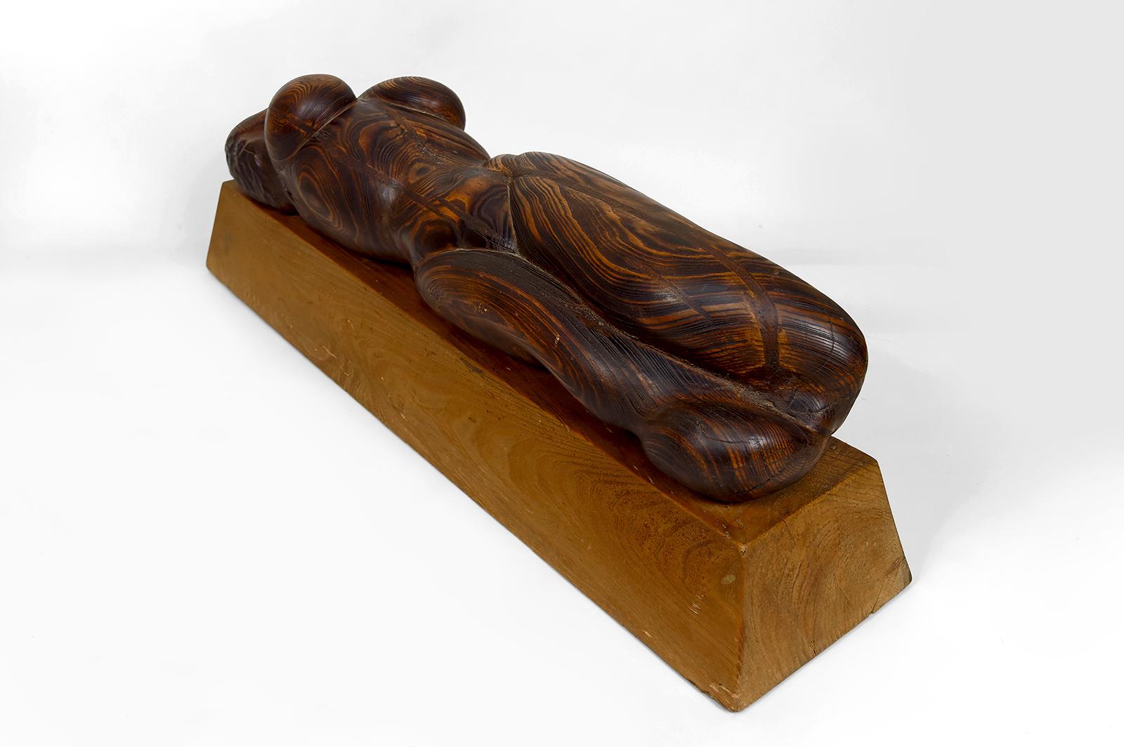 Importante Escultura de un Cuerpo Femenino, Cedro y Roble, Brutalismo, Francia, Años 70 Madera en venta