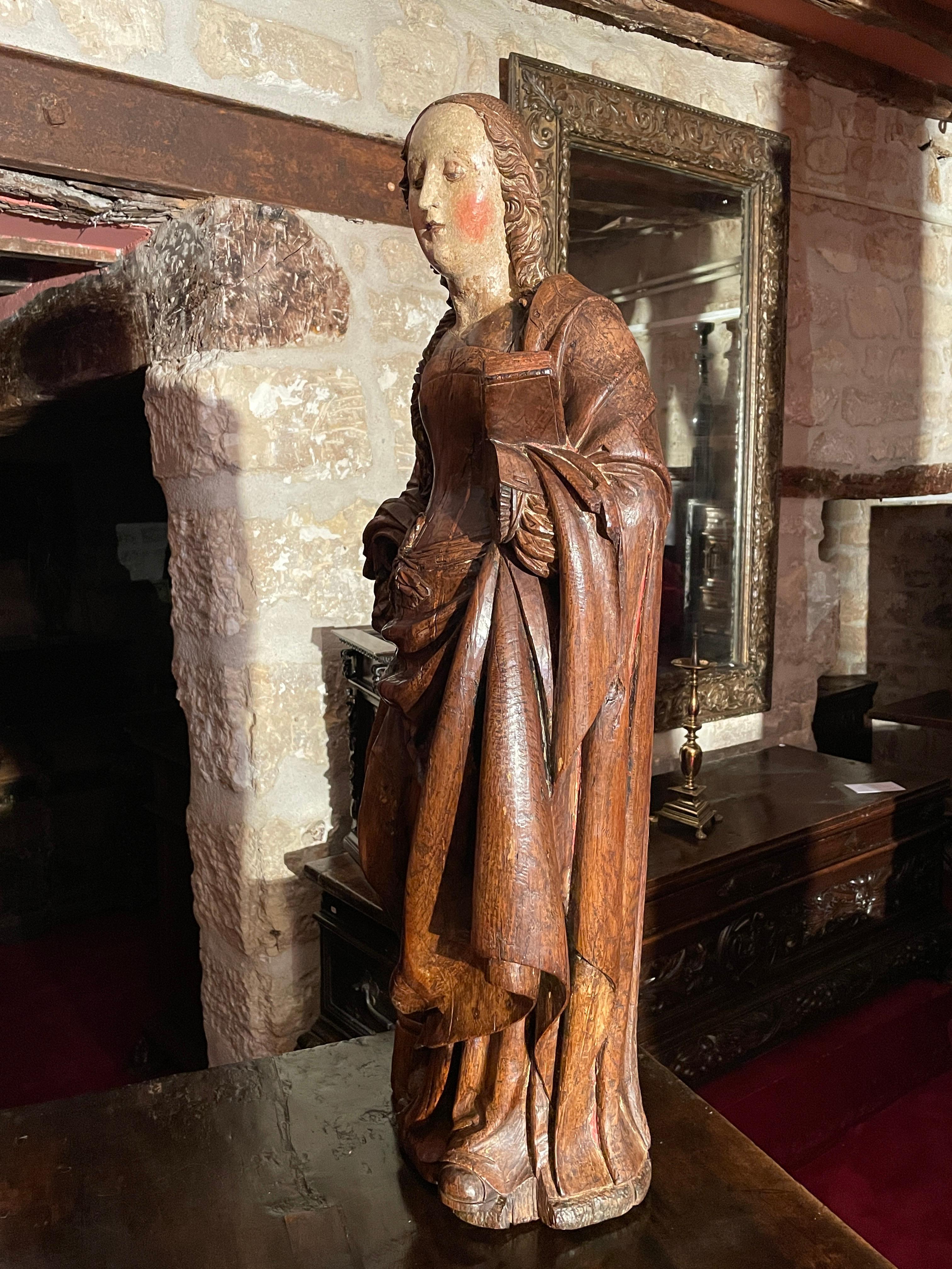 18th Century and Earlier Important Sculpture Representing Saint Barbara For Sale