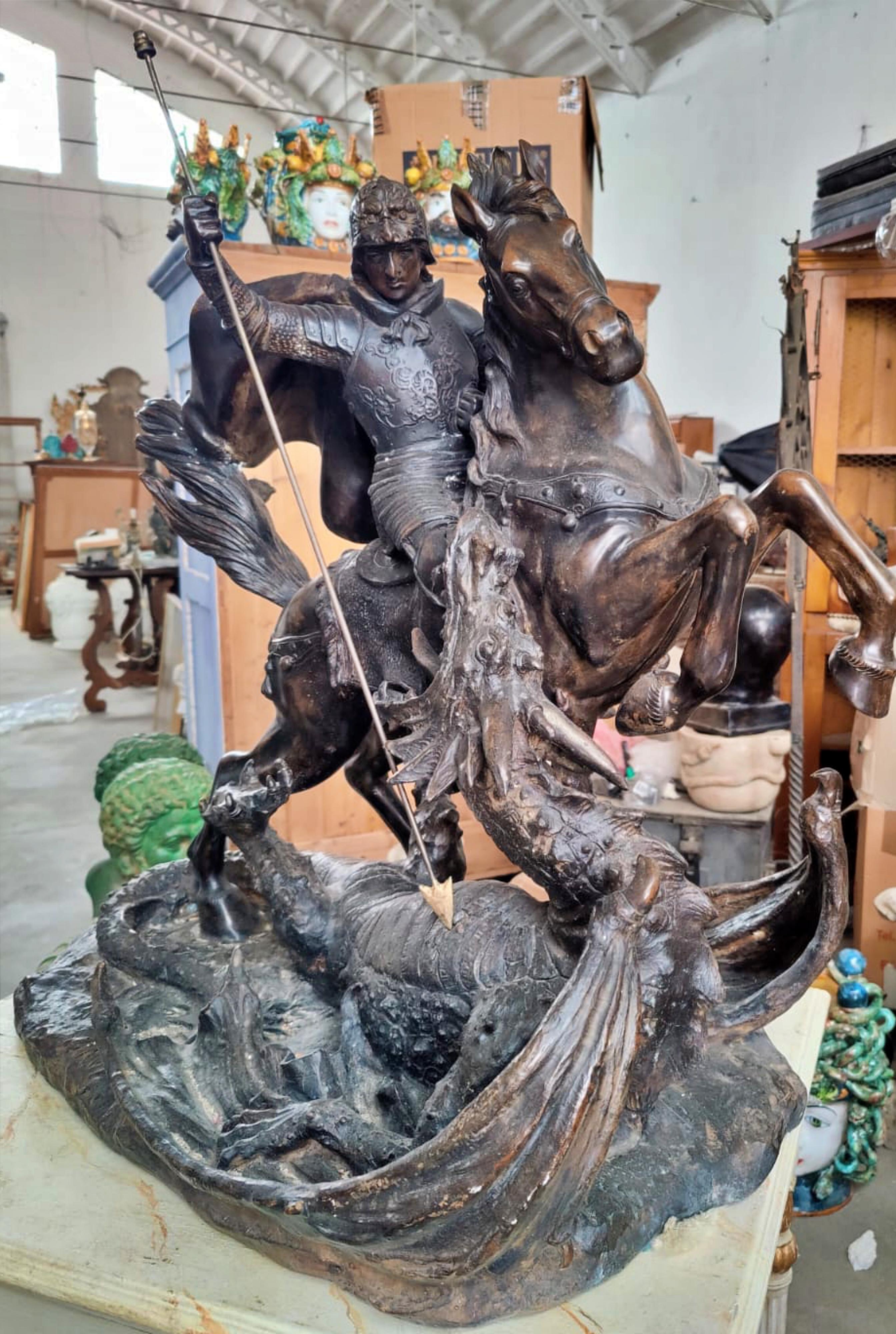 Importante Escultura 