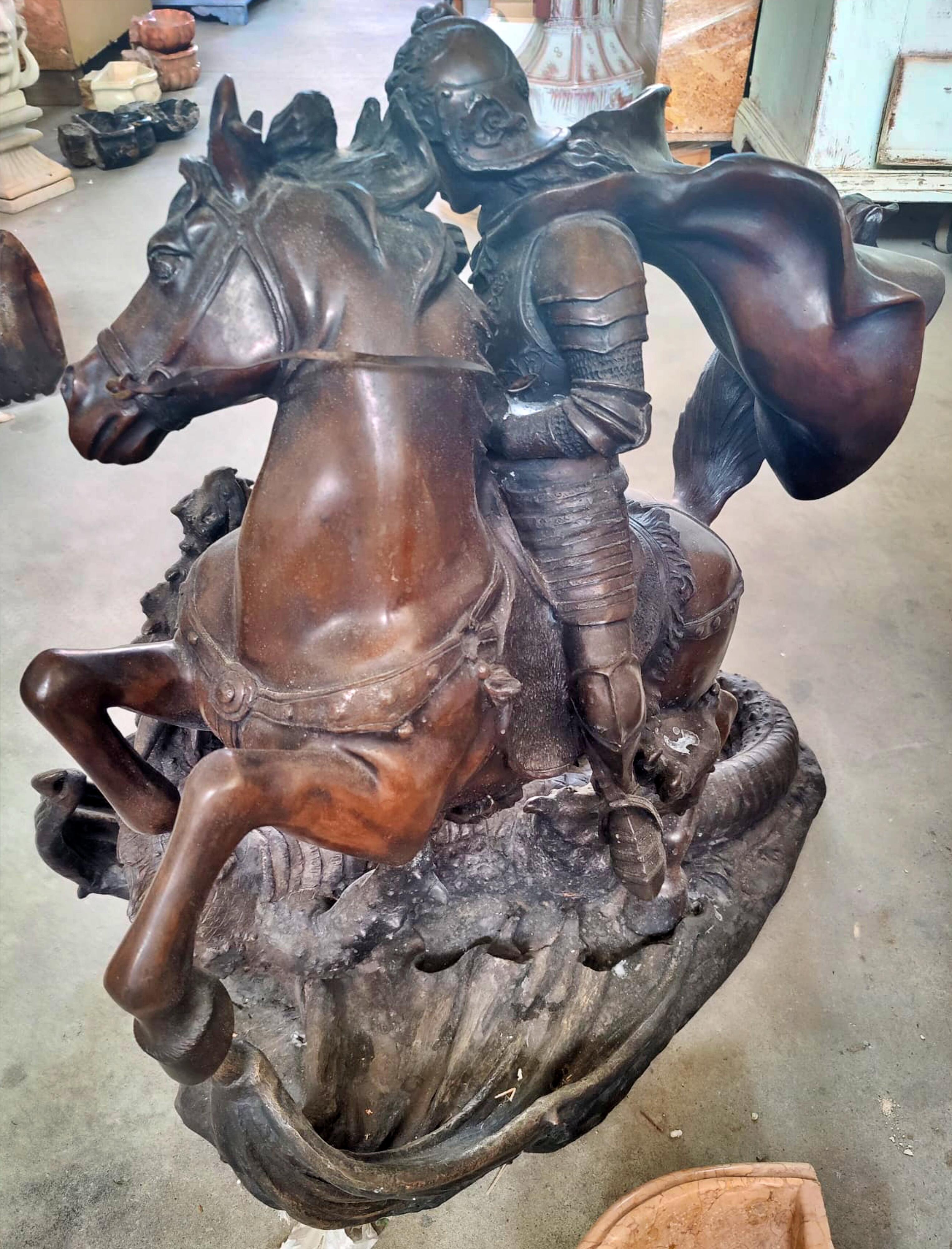 Importante escultura 