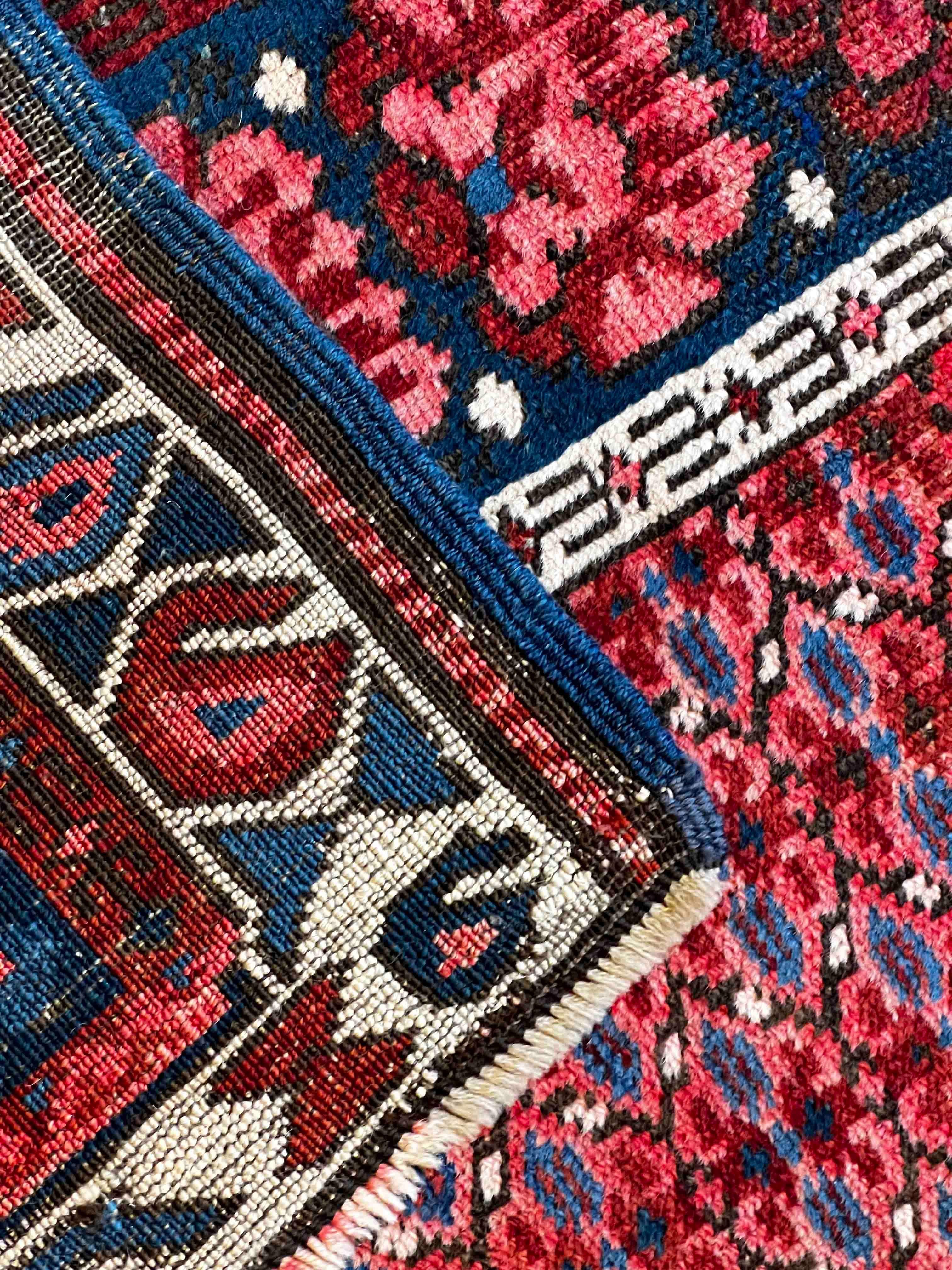  Important Seikhour Rug from Russia , 19th Century - N° 640 For Sale 6