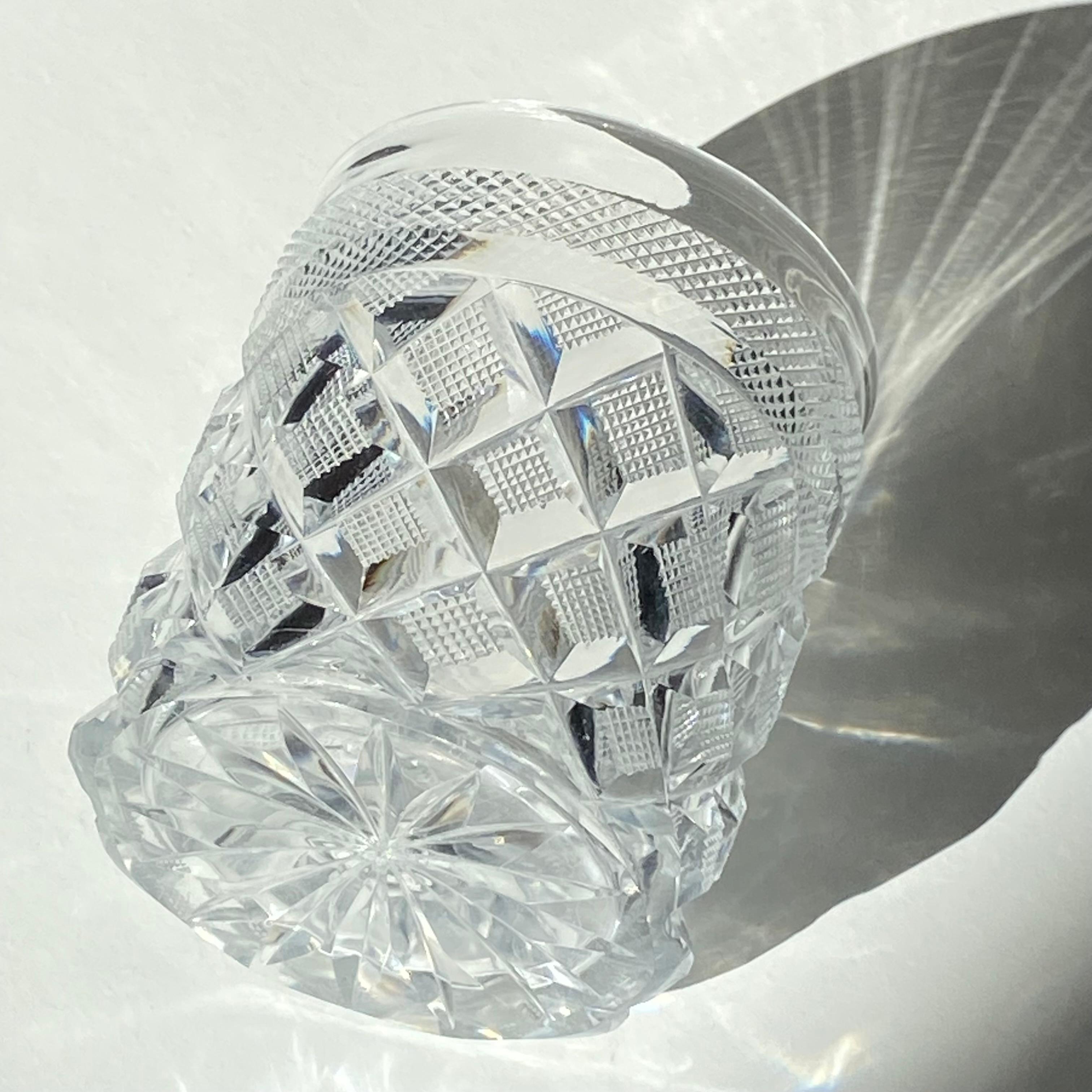 Important 7 piece set of 1st Empire Cut-Glass Tumbler glasses from Sainte Anne crystal factory in Voneche, 1810 circa. Similar pieces are in fundus of the Louvre collection. 