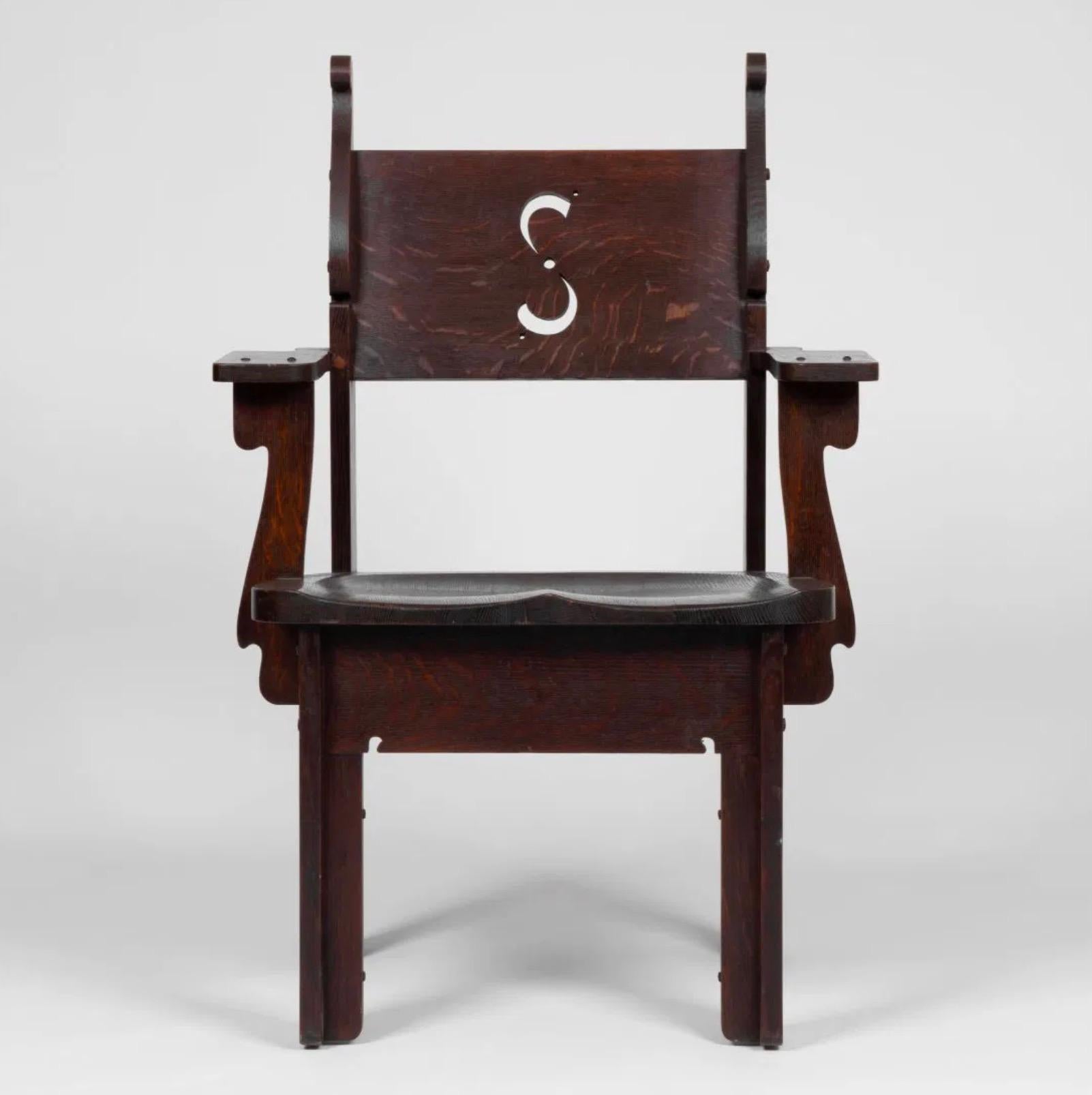 Intagliato Importante set di poltrone in Oak Oak di Charles Rohlfs firmate e datate 1903 in vendita