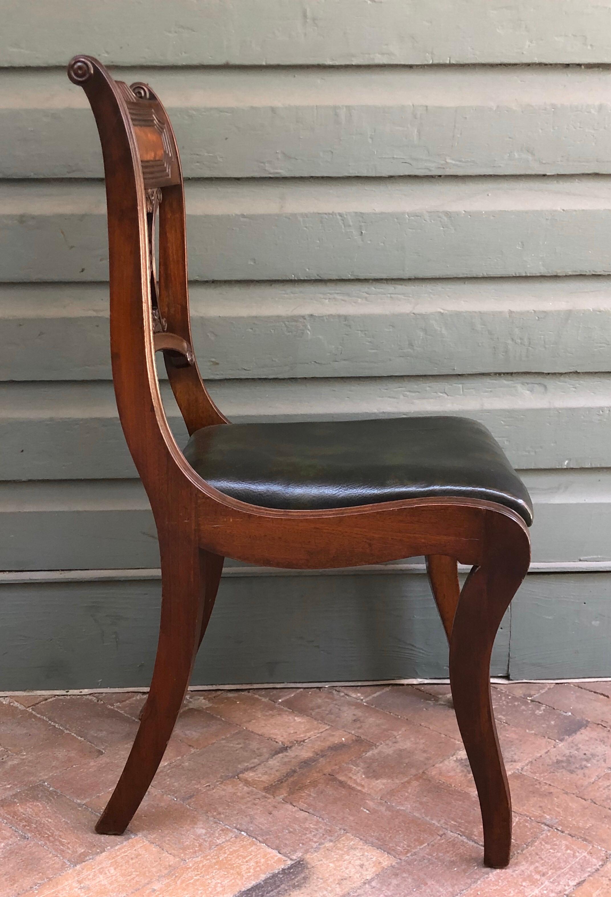 Important Set of Eight Regency Period Mahogany Dining Chairs, Early 19th Century For Sale 4