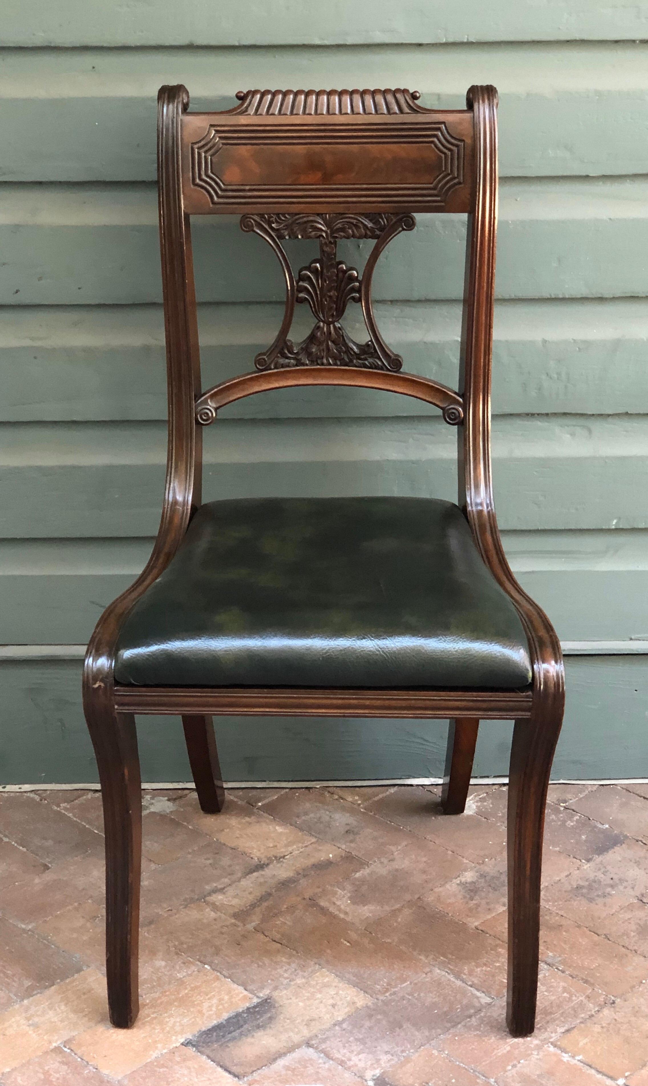 Important Set of Eight Regency Period Mahogany Dining Chairs, Early 19th Century For Sale 2