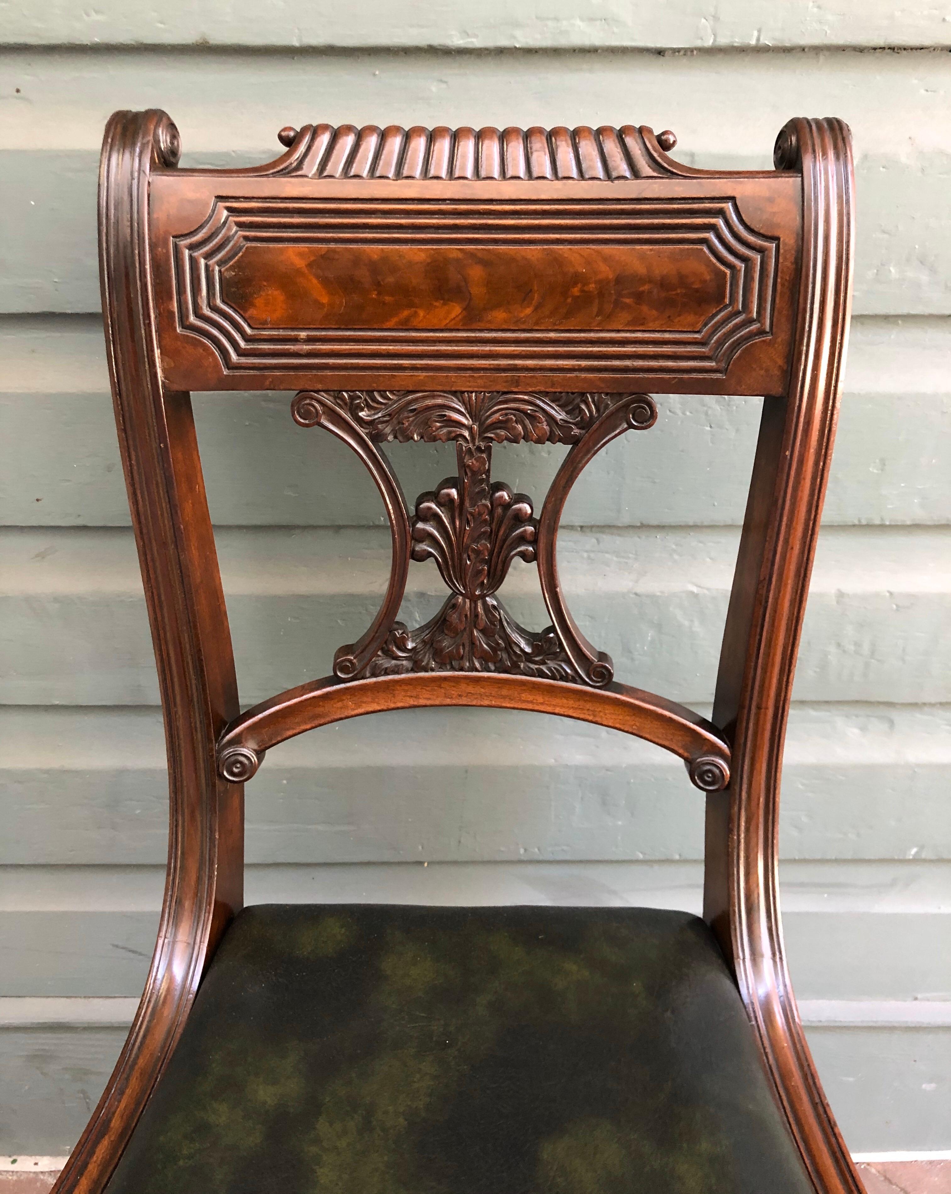 Important Set of Eight Regency Period Mahogany Dining Chairs, Early 19th Century For Sale 3