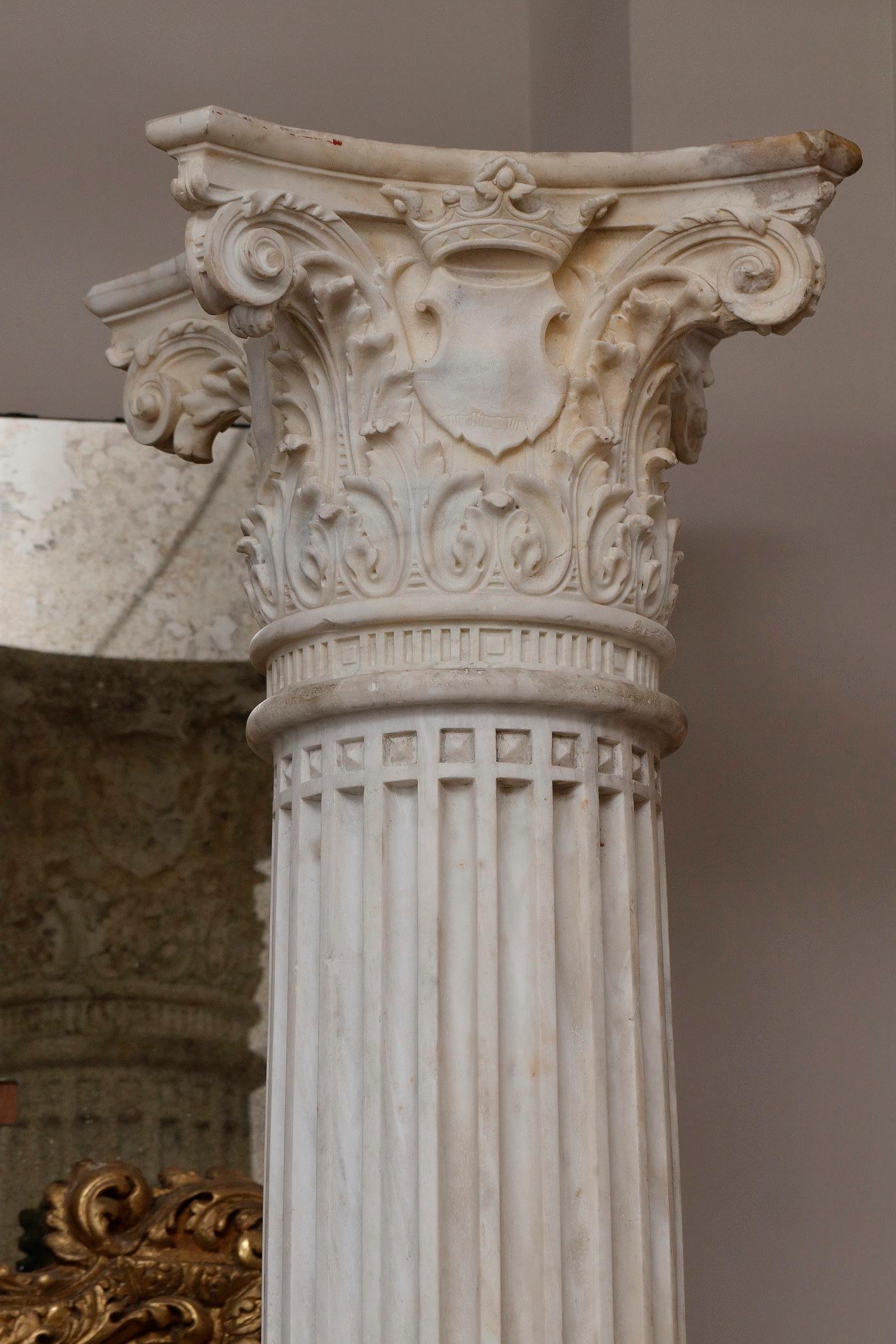 Neoclassical Important Set of Four Corinthians Carrara Marble Columns