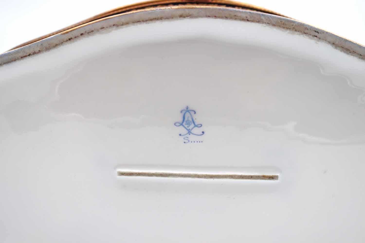 Important Sèvres Porcelain Box 6