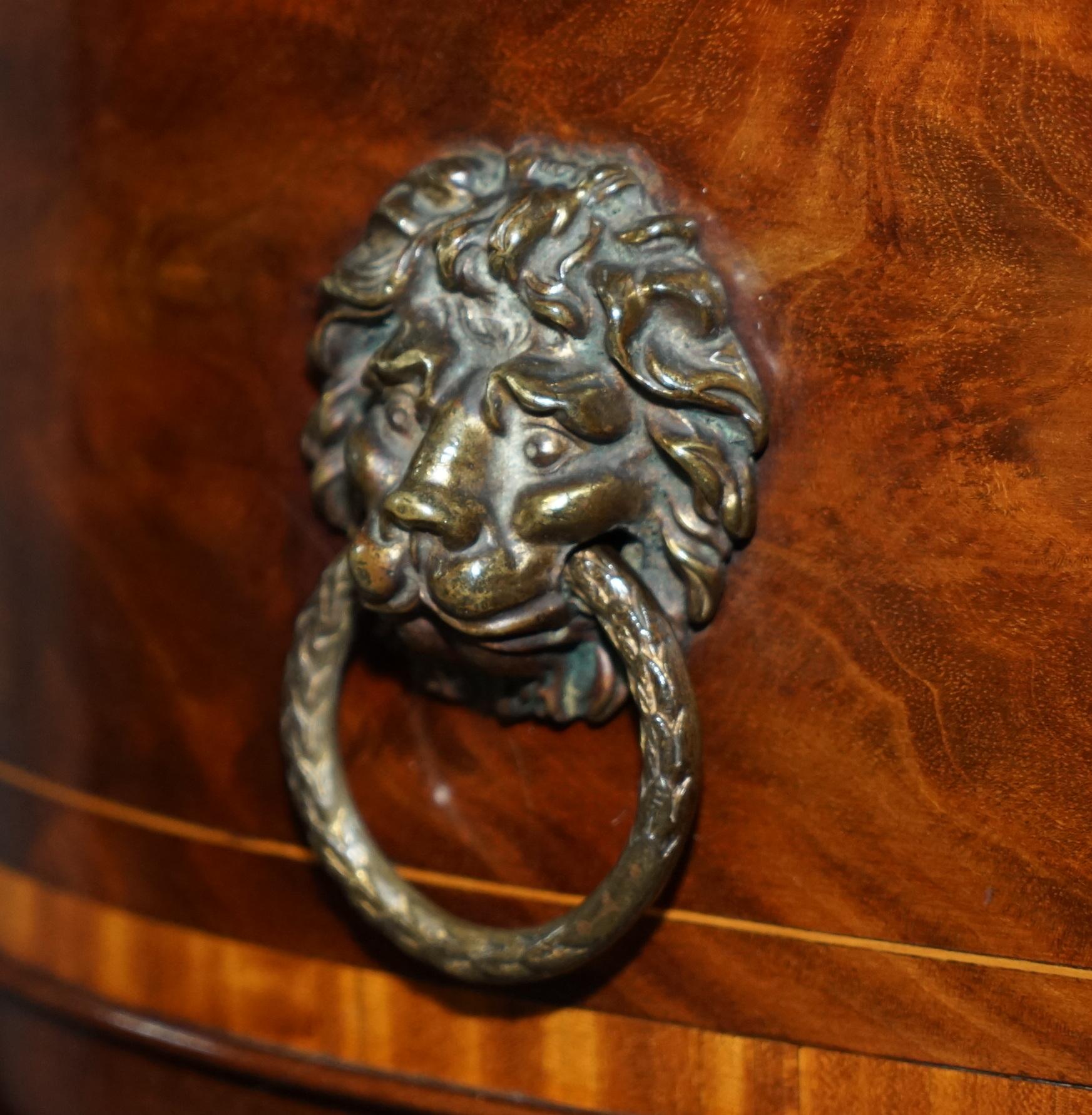 Important Sheraton 1859 Dated Flamed Hardwood Lion Head Handle Chest of Drawers For Sale 4