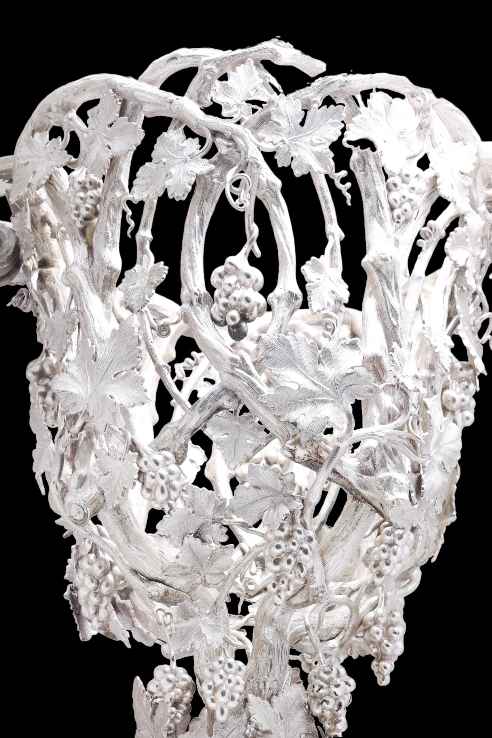 Importante tavola d'argento Friedeberg Coppia Grande Candelabro e Centrotavola in vendita 8