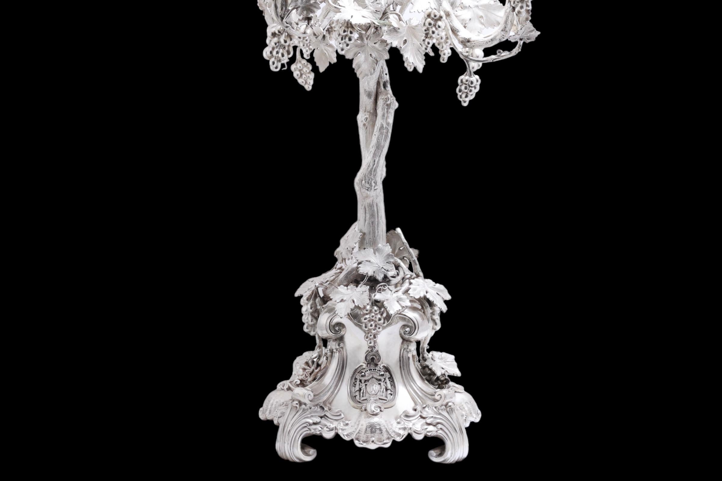 Importante tavola d'argento Friedeberg Coppia Grande Candelabro e Centrotavola in vendita 10