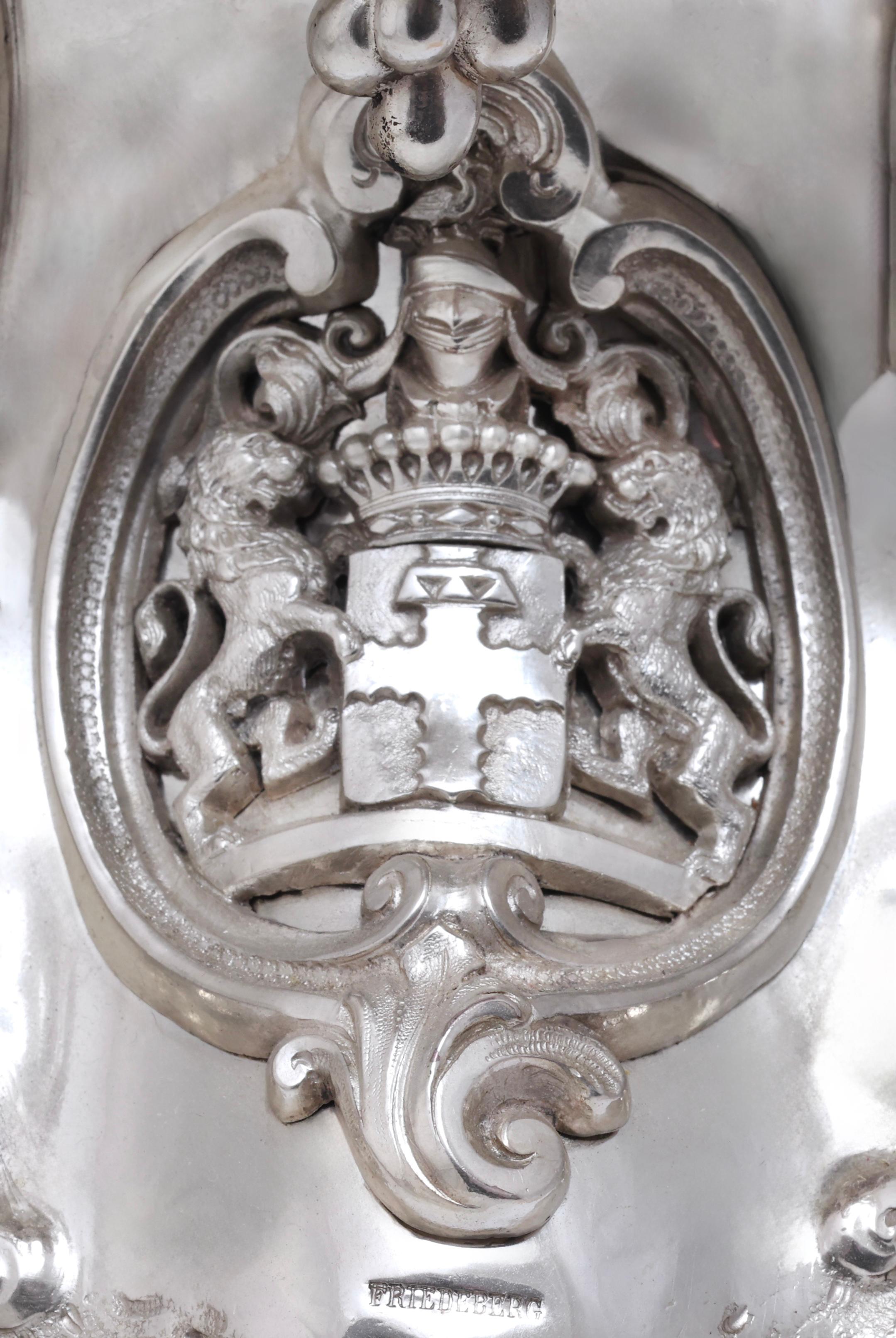 Importante tavola d'argento Friedeberg Coppia Grande Candelabro e Centrotavola in vendita 15