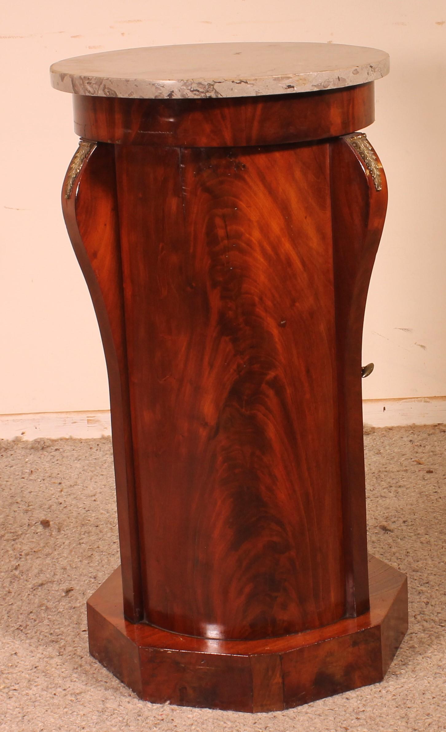 Important Somno in Mahogany 19th Century For Sale 5