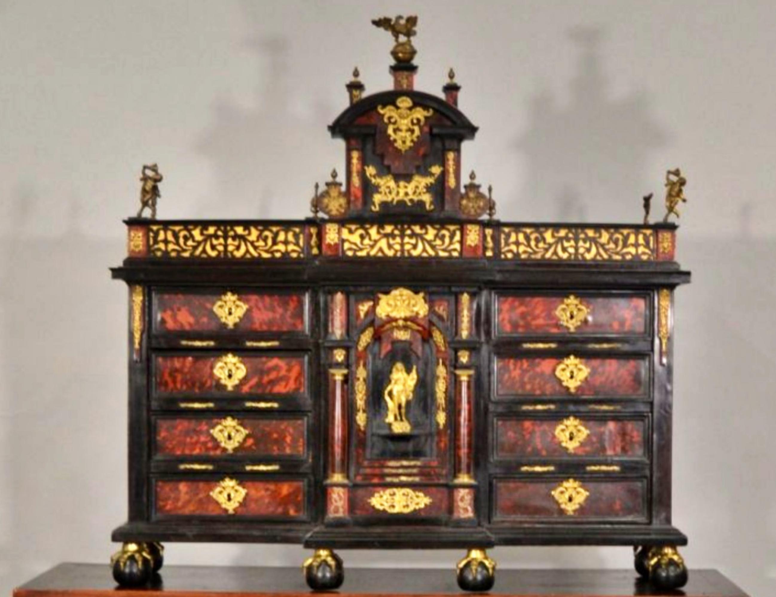 Baroque Important Spanish Cabinet, 17th Century For Sale
