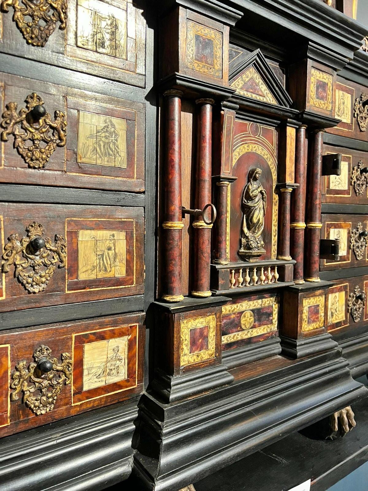 Important Spanish-Flemish Bargueño/ Cabinet 17th Century 6