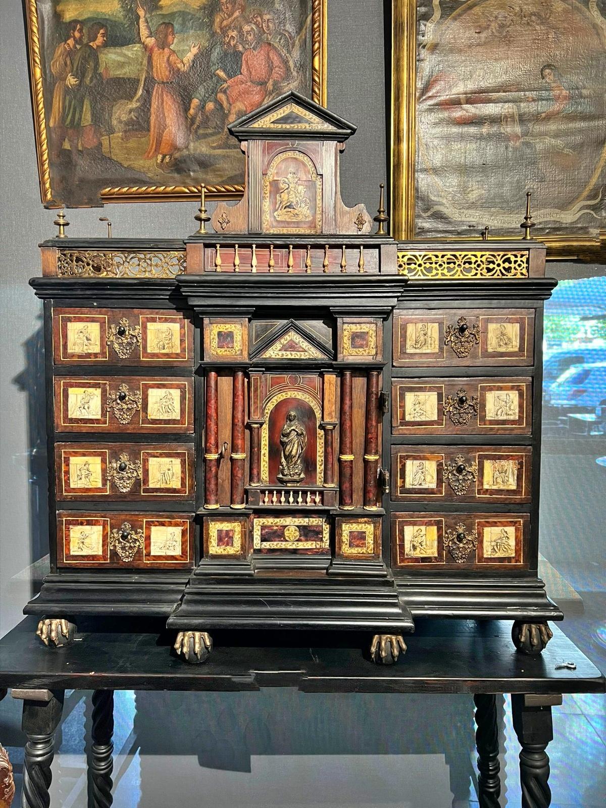Important Spanish-Flemish Bargueño/ Cabinet 17th Century 12