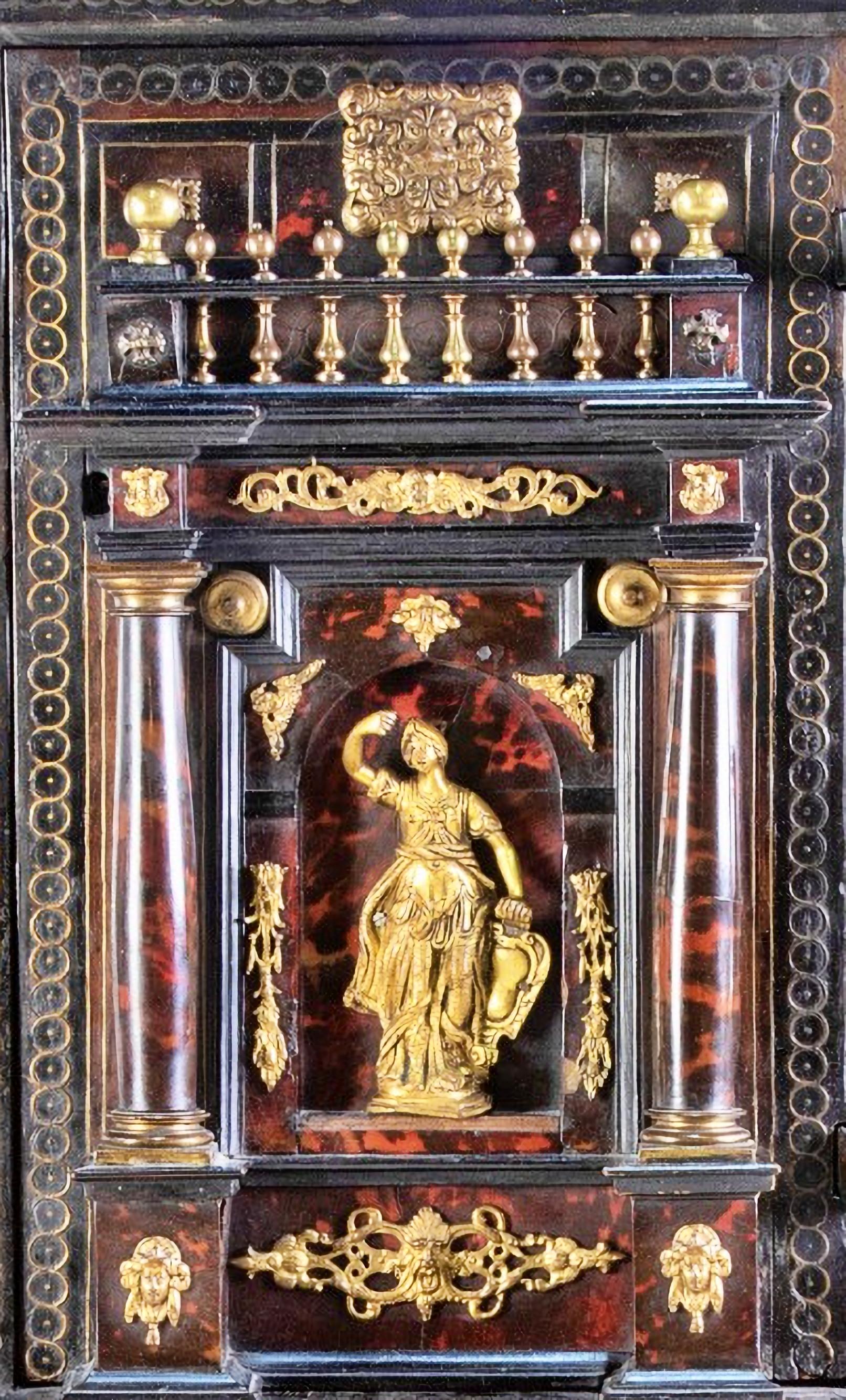 Hand-Crafted Important Spanish-Flemish Cabinet 17th Century